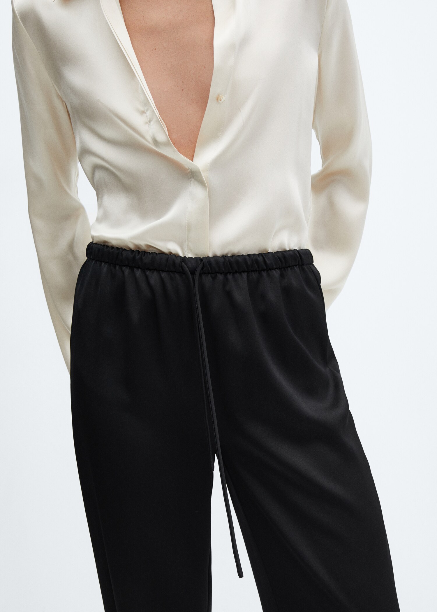 Pantalón cintura elástica satinado - Detalle del artículo 6
