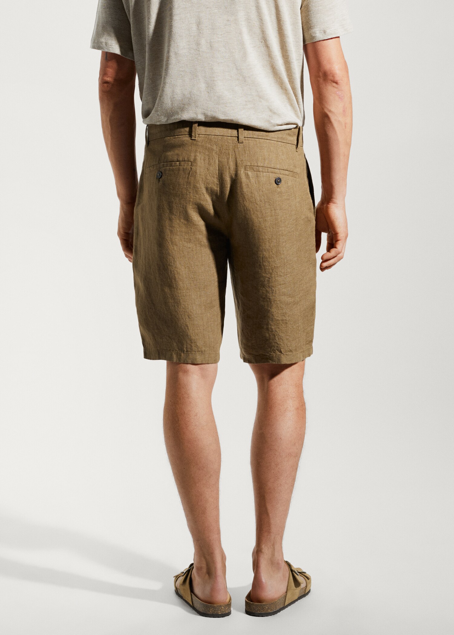 100% linen shorts - Reverse of the article