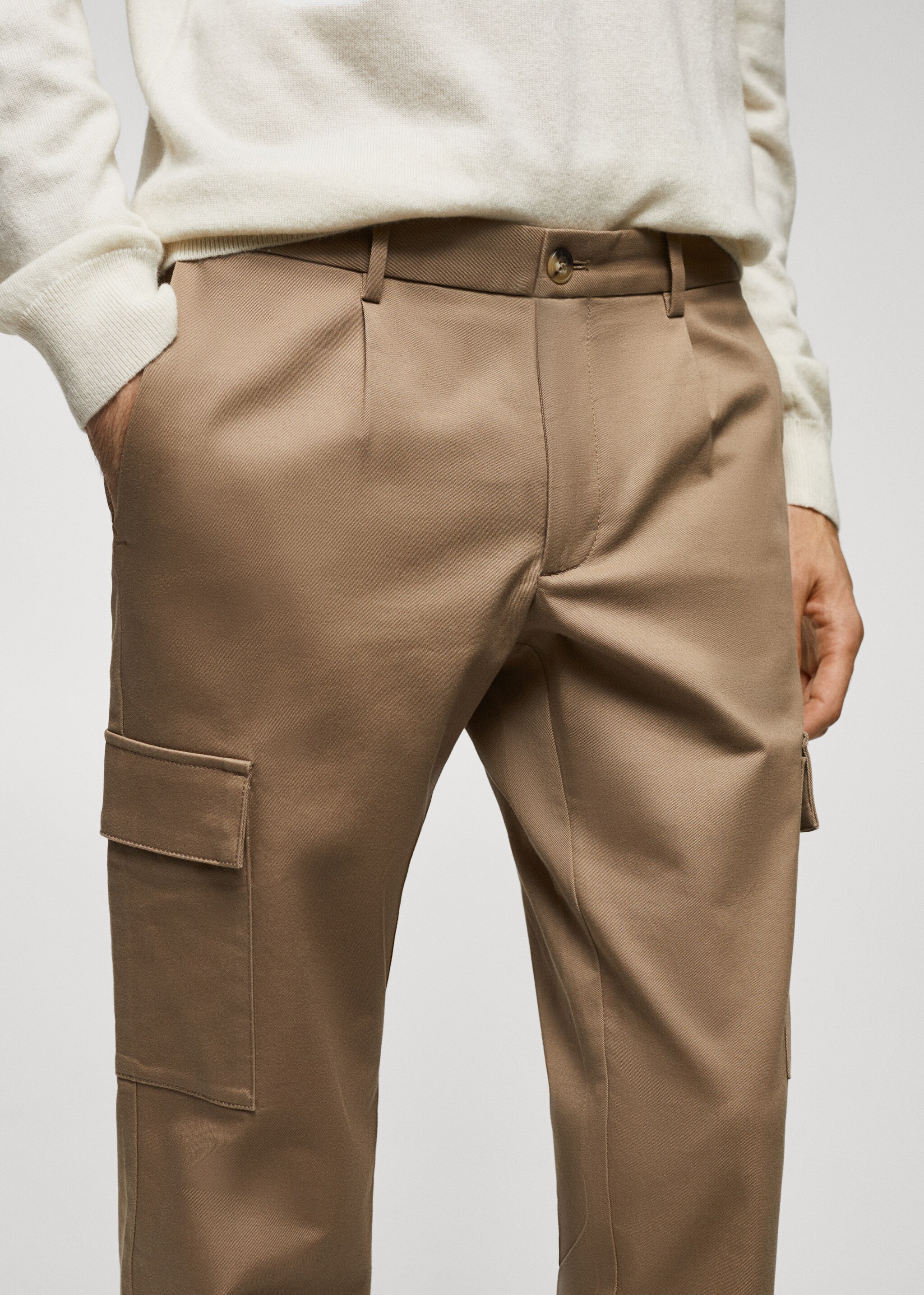 Pantalon cargo slim fit en coton  - Détail de l'article 1