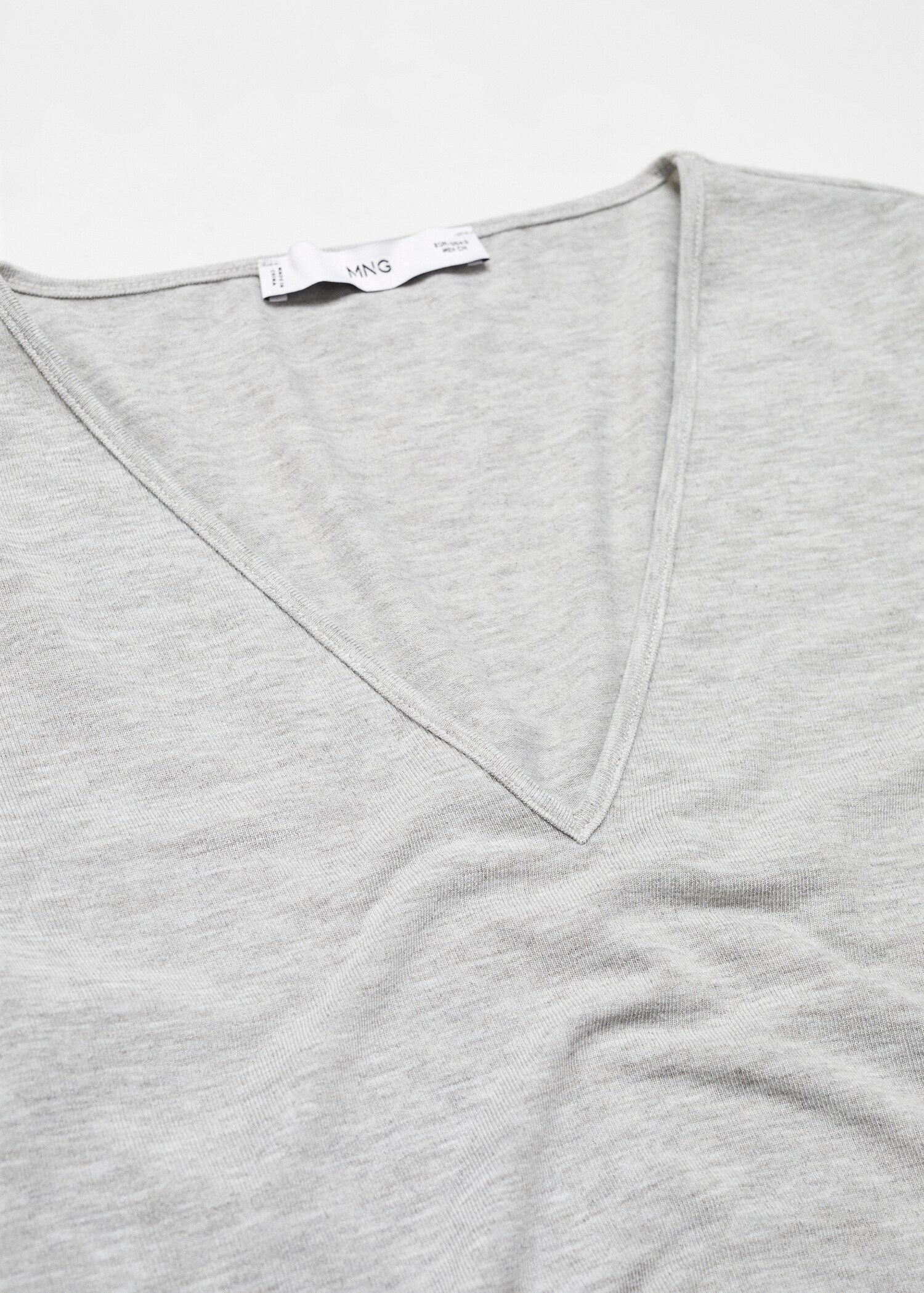 V-neck T-shirt - Details of the article 8