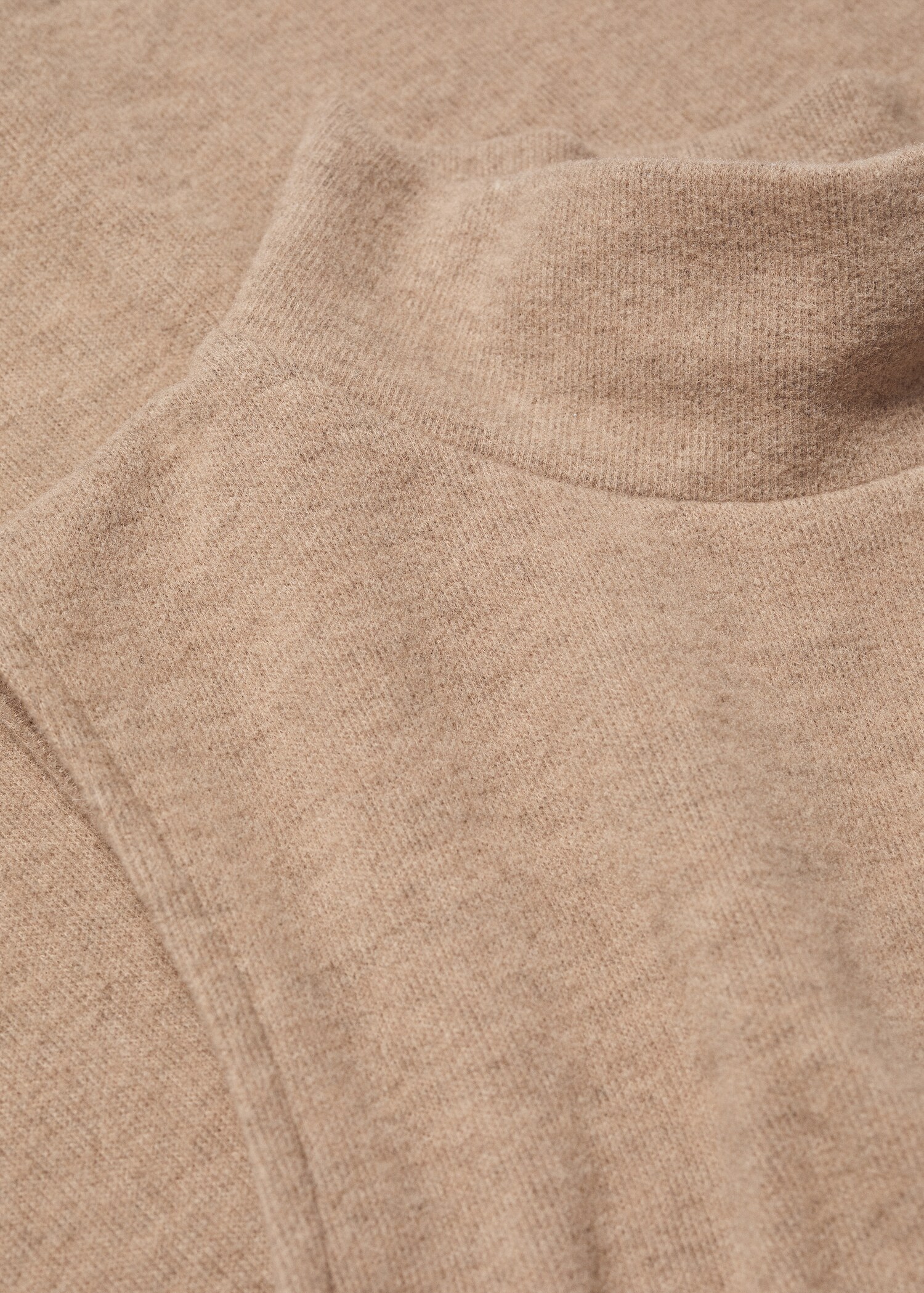 Turtleneck knitted top - Details of the article 8