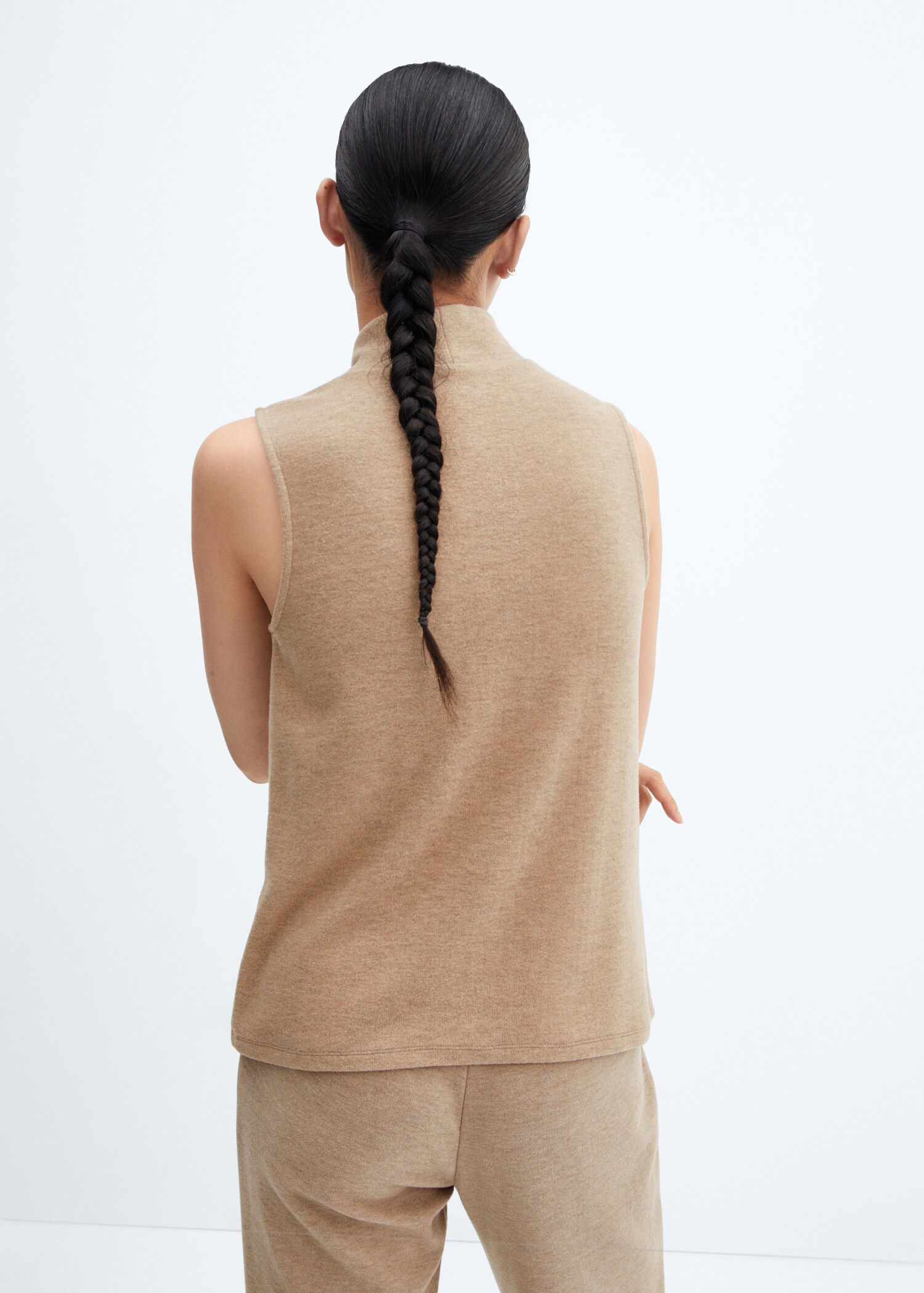 Turtleneck knitted top - Reverse of the article
