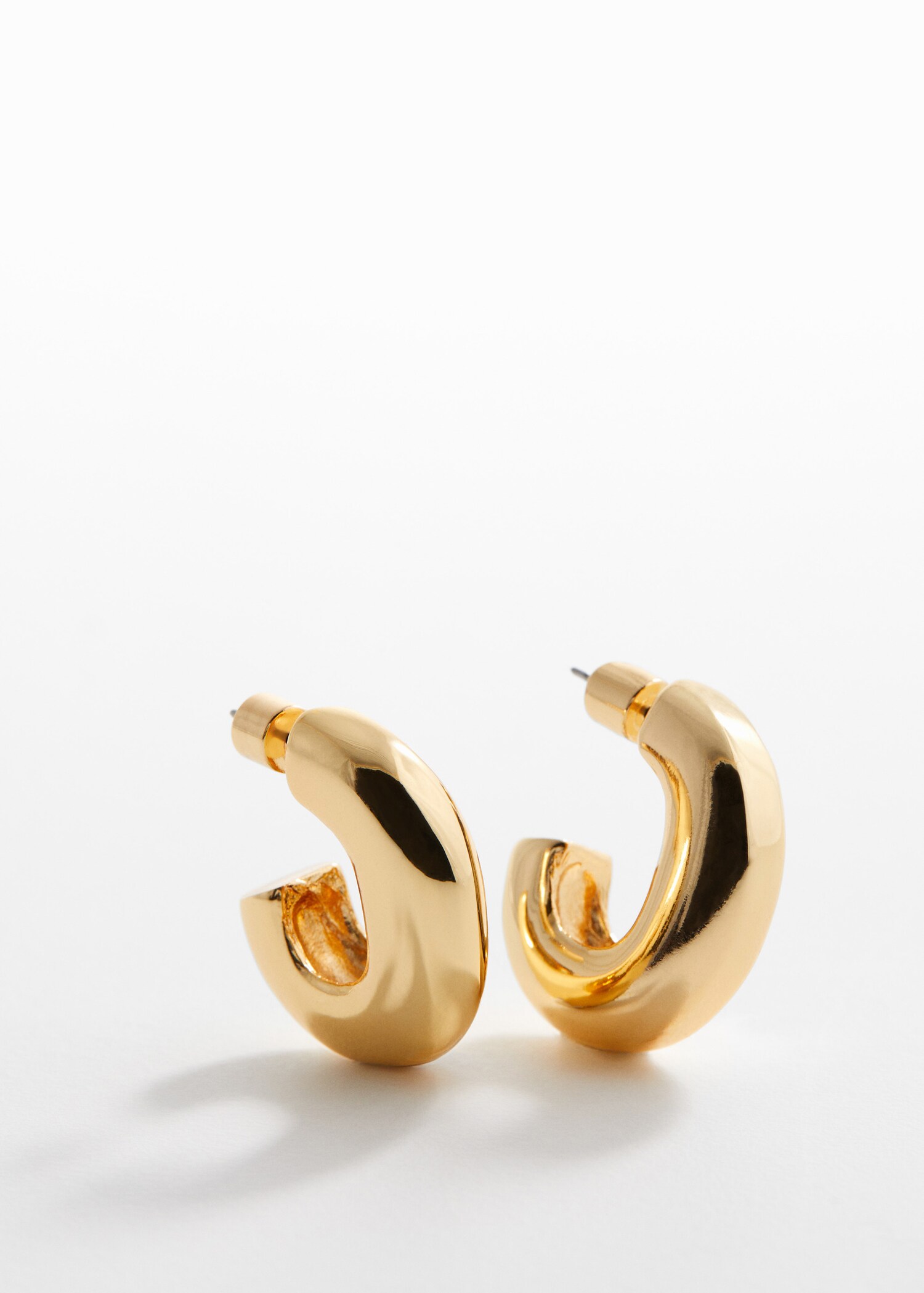 Volume hoop earrings - Plan mediu