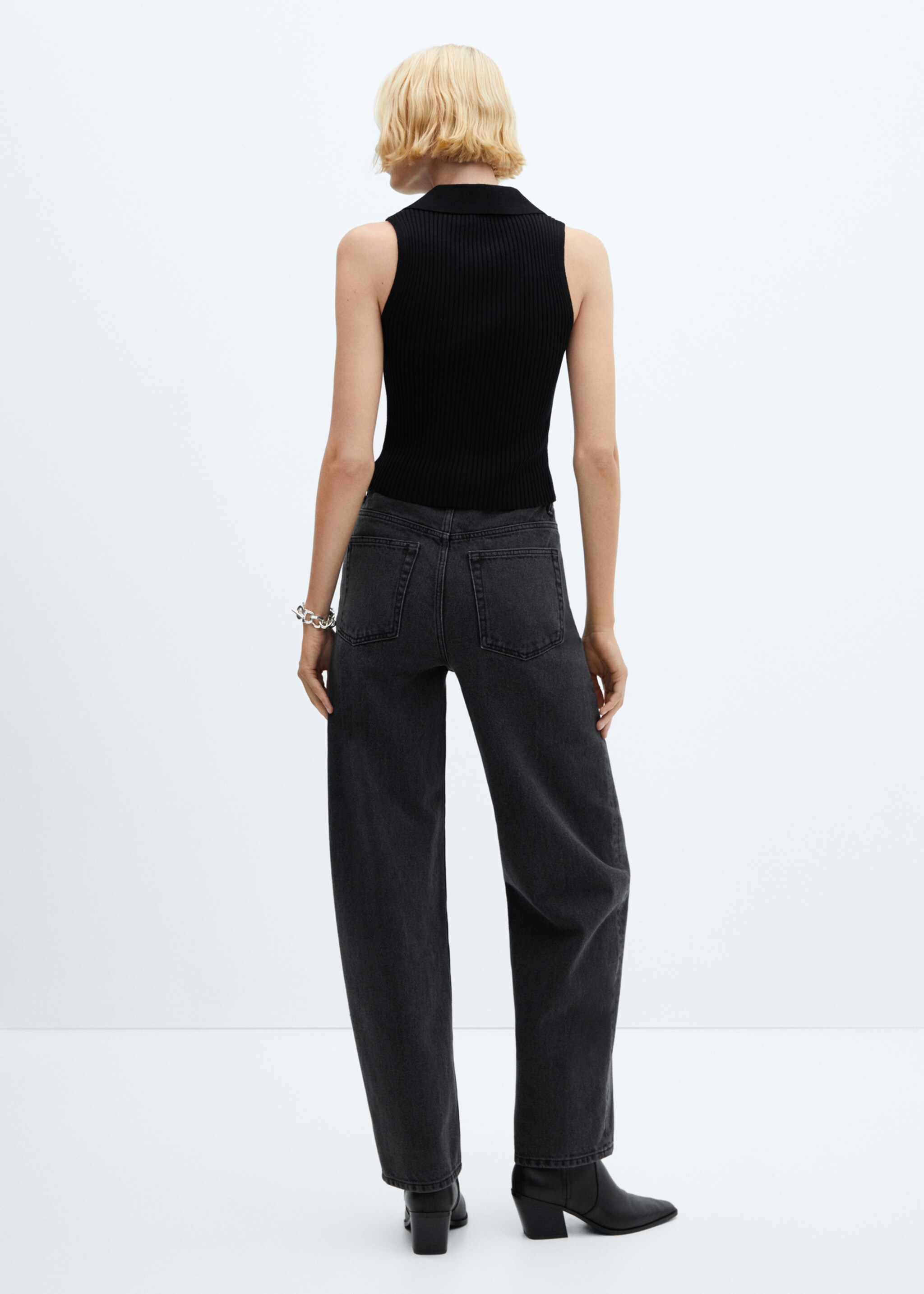 Jeans balloon tiro alto - Reverso del artículo, Denim negro. Ref: 57086019-00.