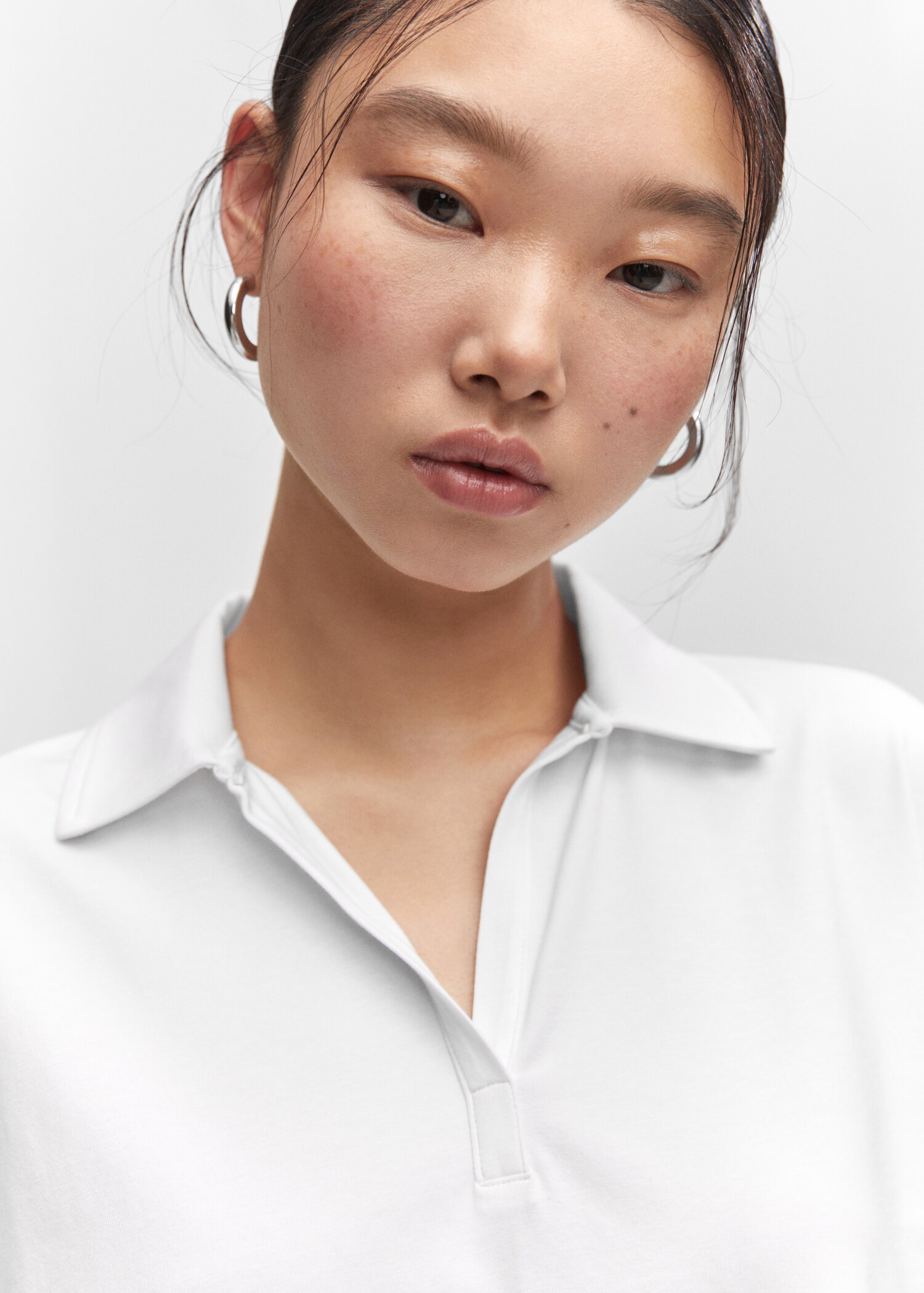 Oversized modal polo shirt - Details of the article 1