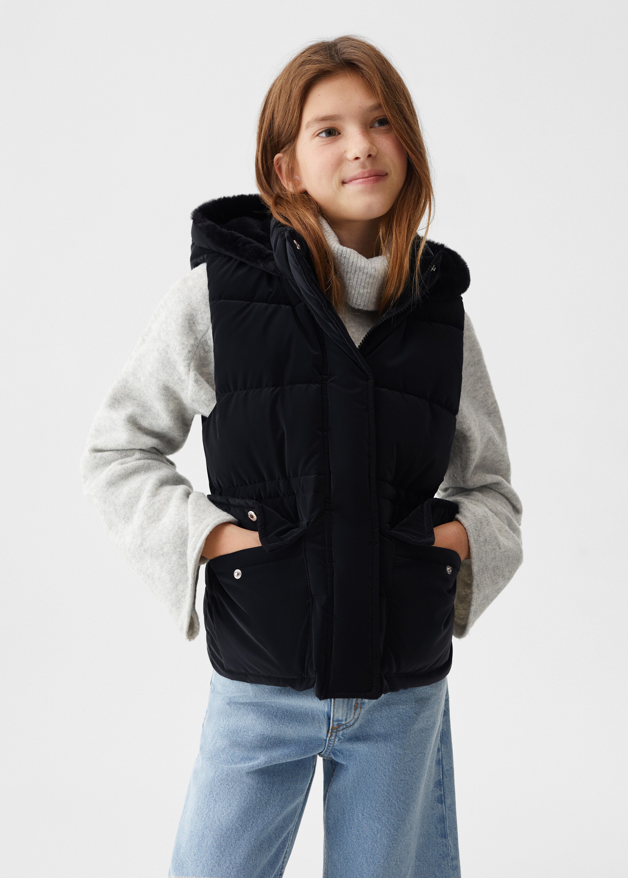 Quilted gilet with fur-effect hood - Medium plane