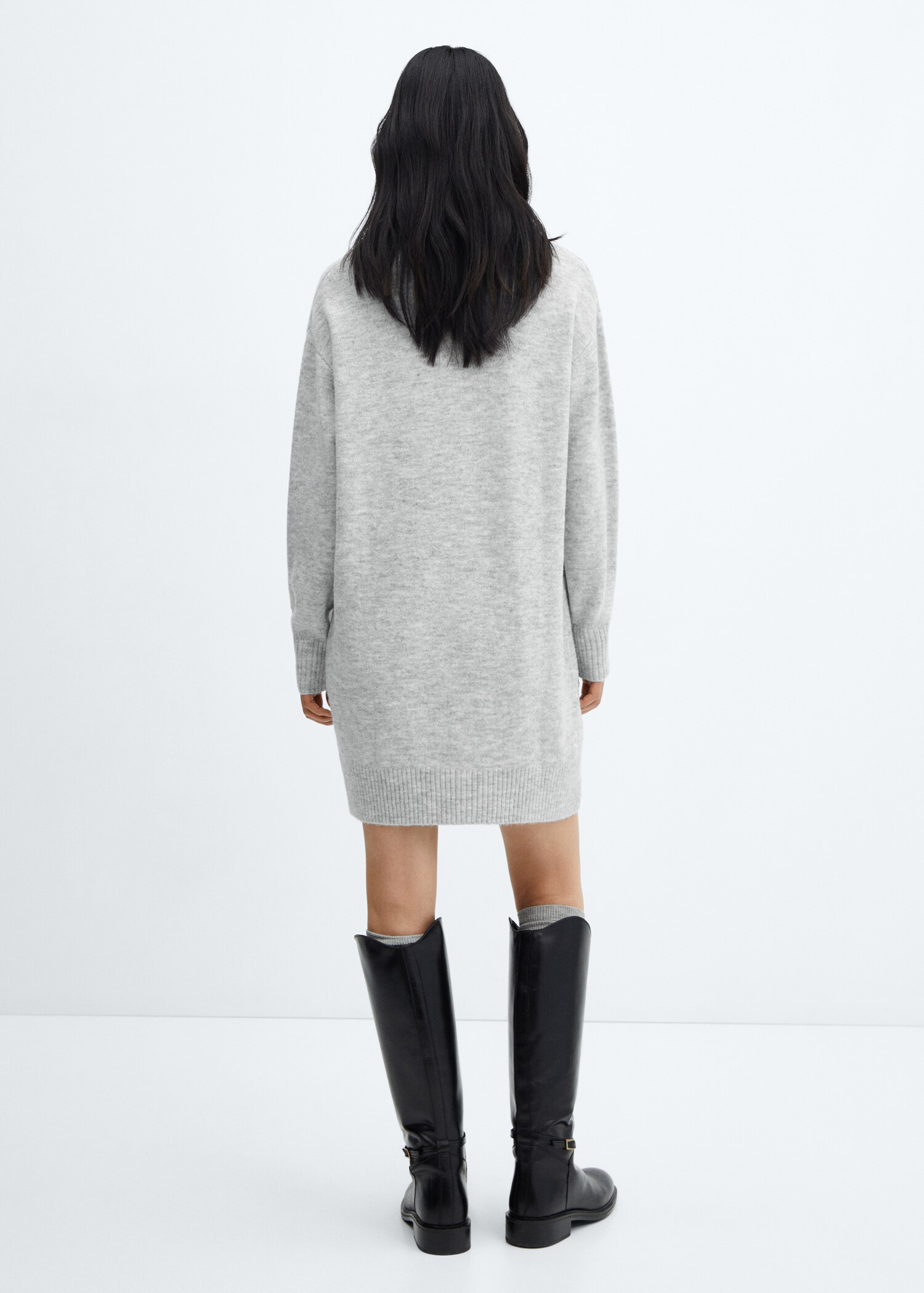 Turtle neck knit dress - Reverse of the article