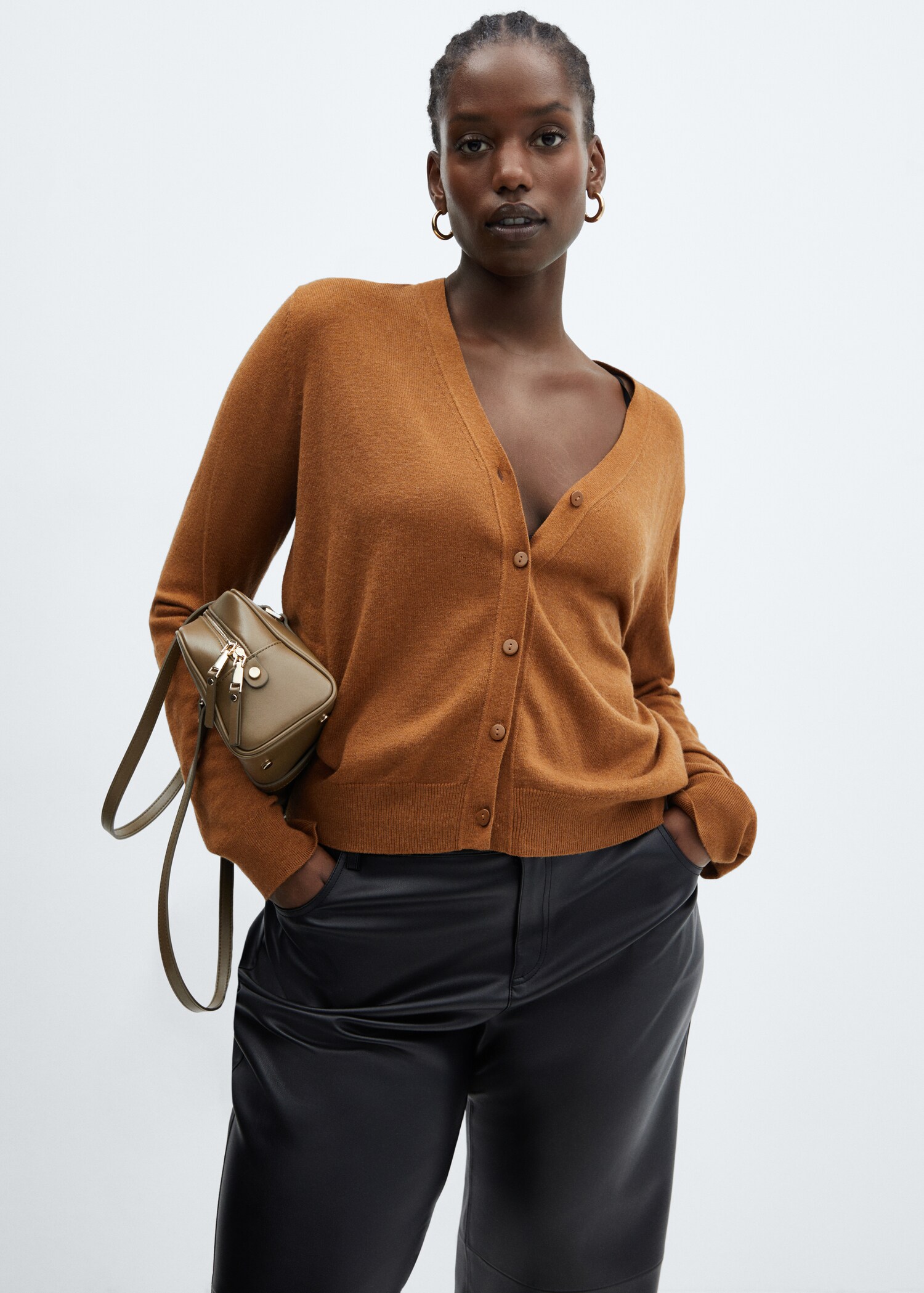 V-neck knit cardigan - Details of the article 5