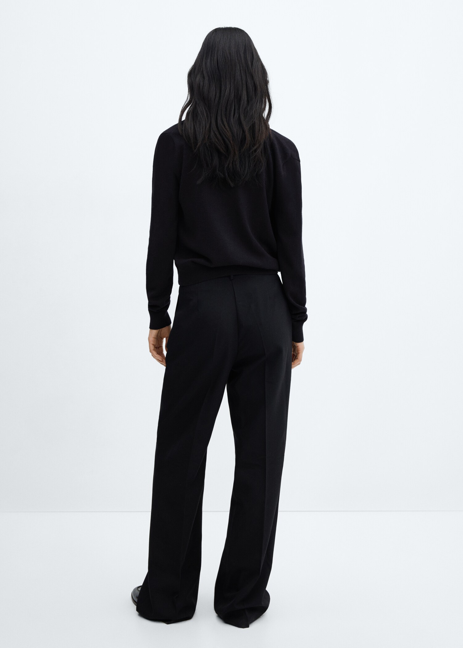 V-neck knit cardigan - Reverse of the article