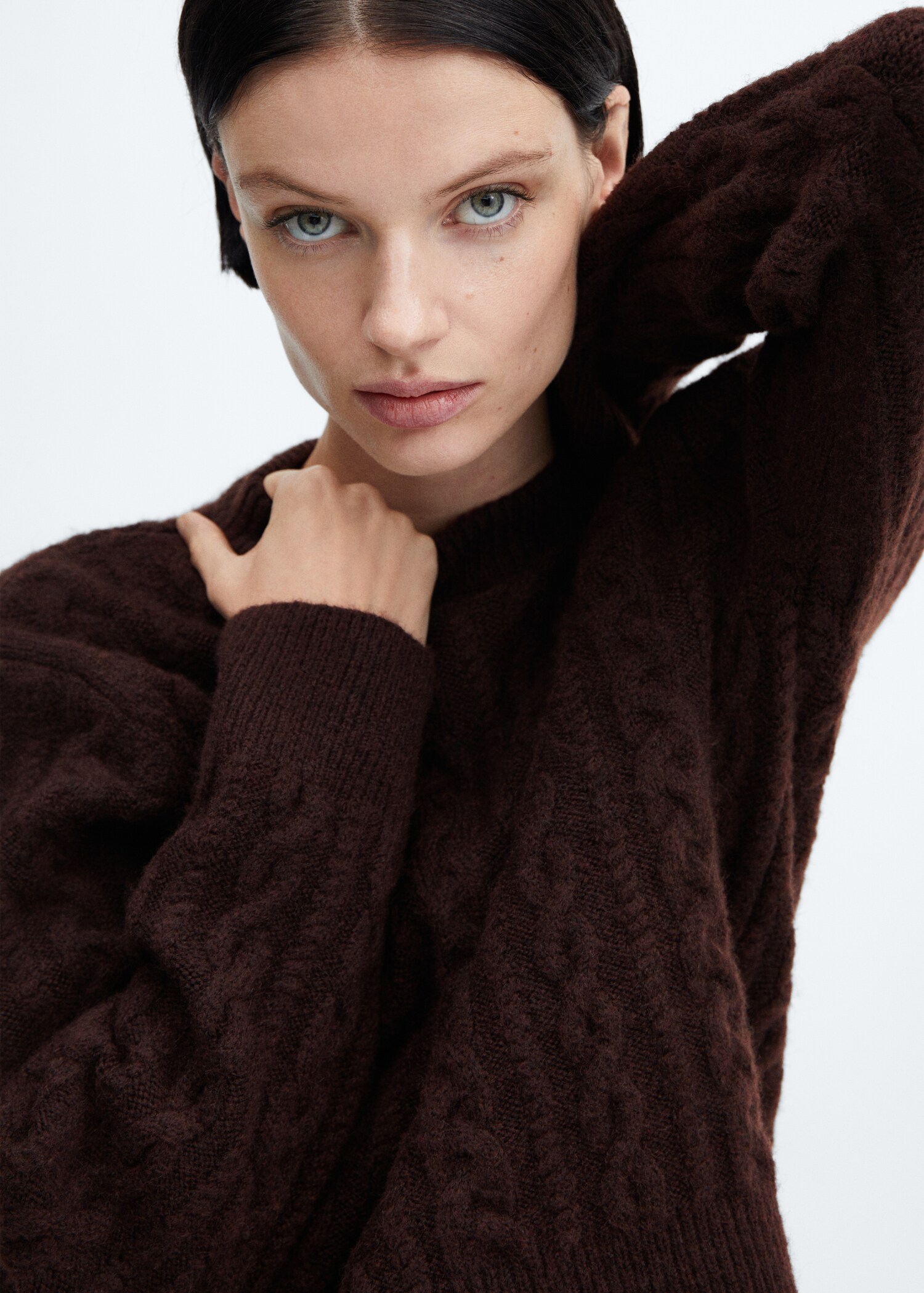 Knitted braided sweater - Details of the article 1