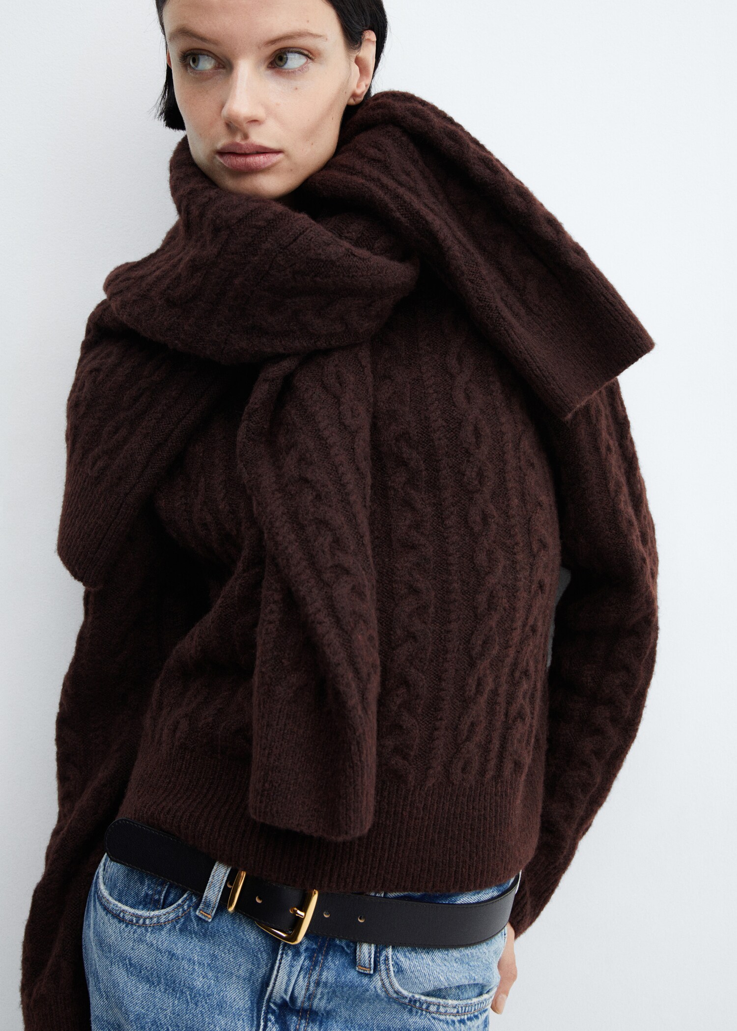 Knitted braided sweater - Details of the article 2