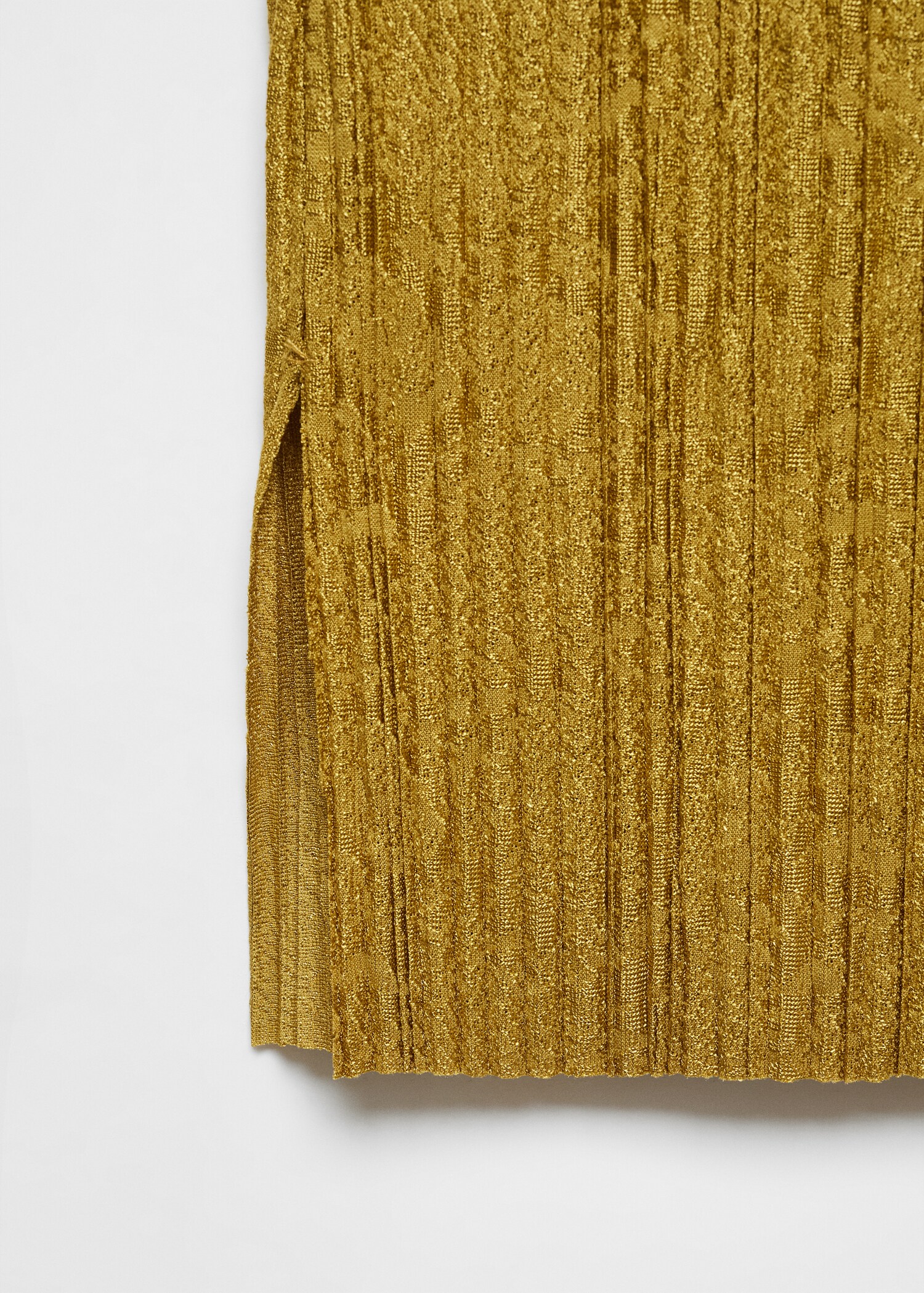 Sleeveless pleated top - Details of the article 8