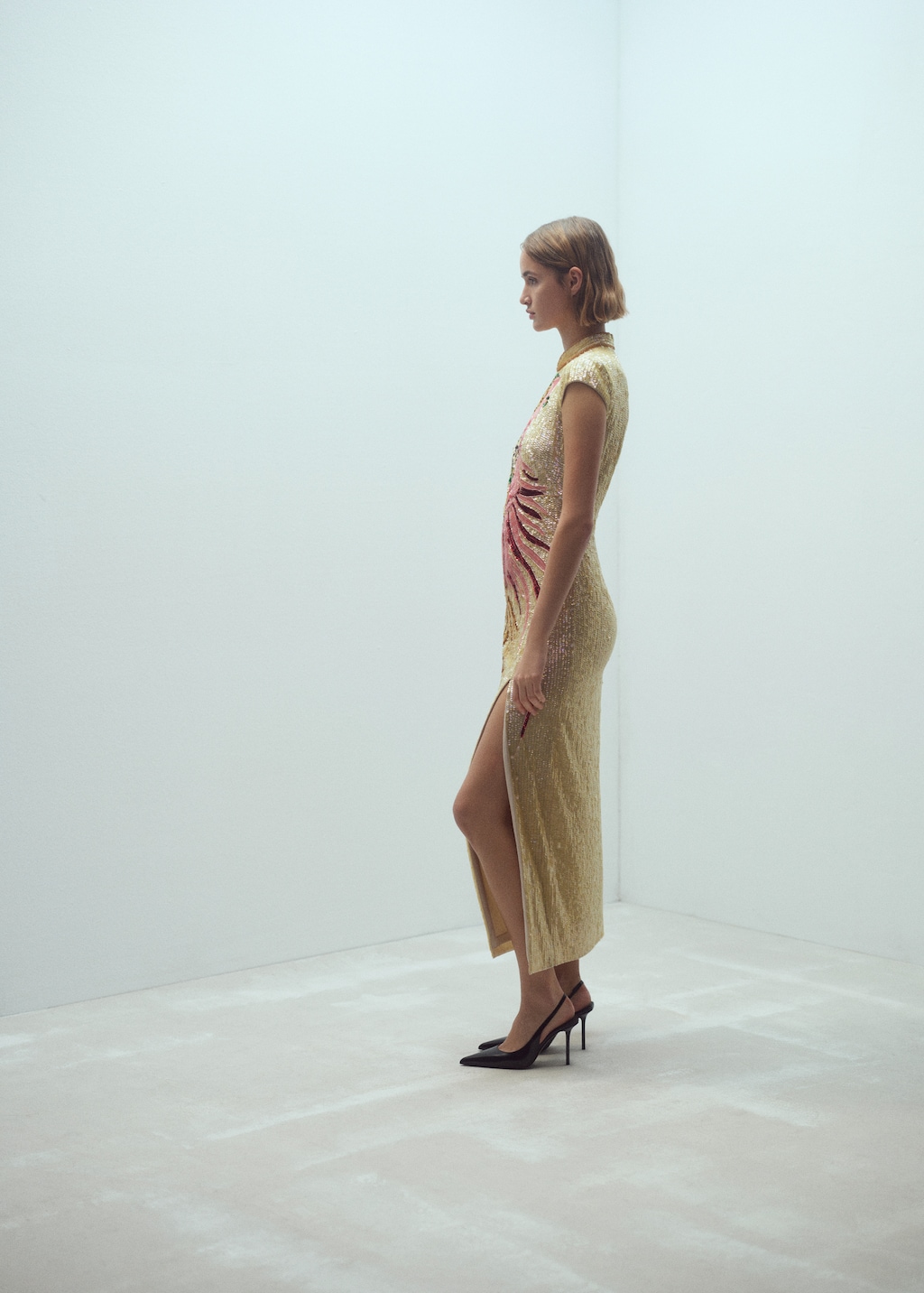 Sequin-embroidered design dress | MANGO Kosovo