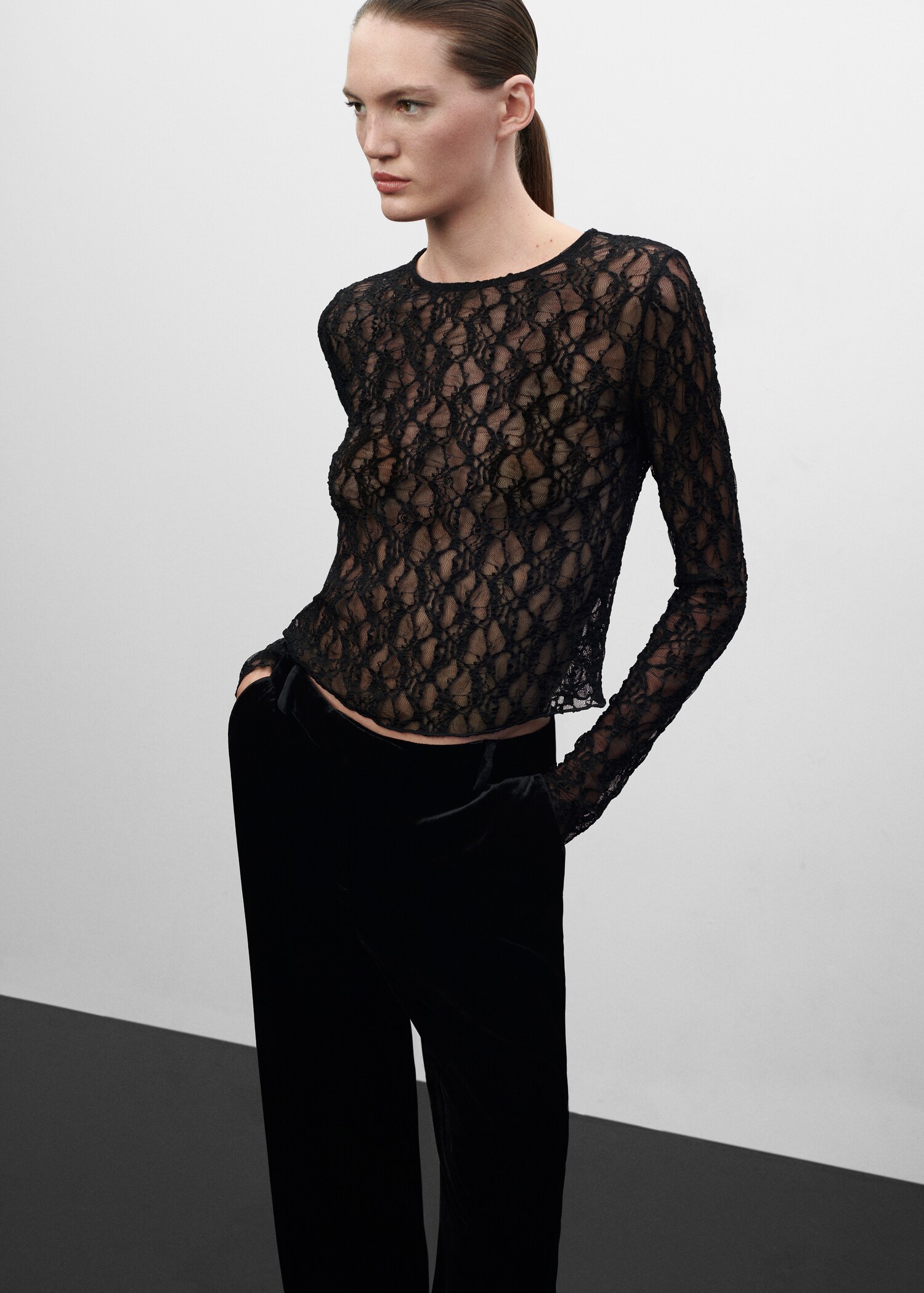 Velvet wideleg trousers - Details of the article 1