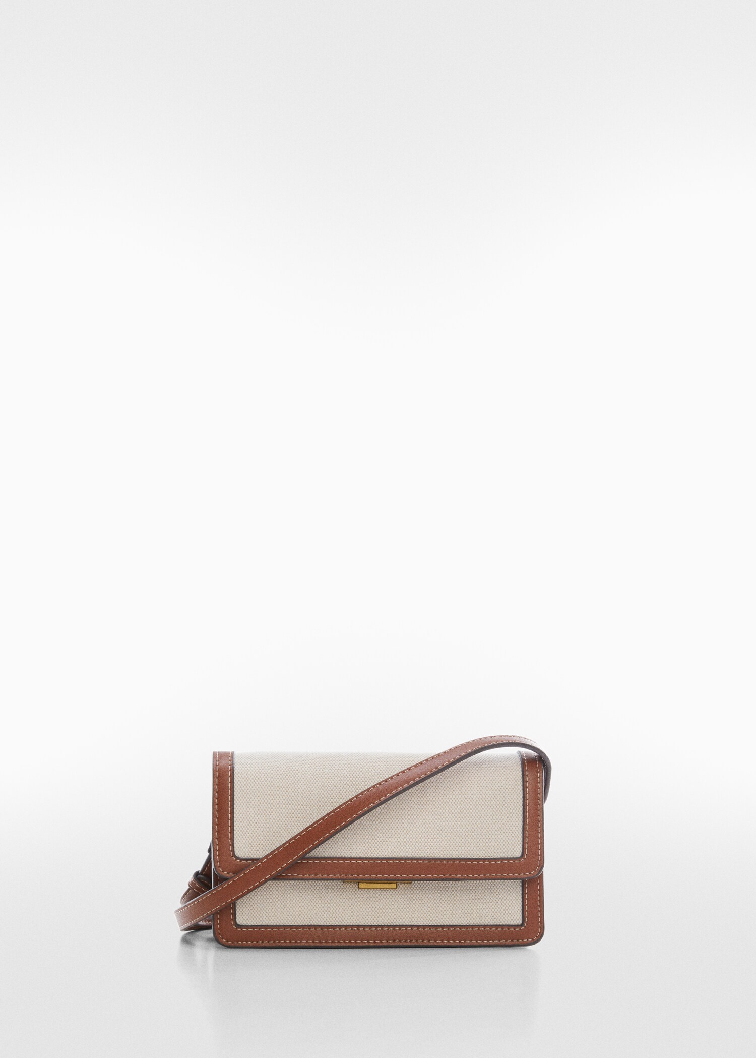 Textured bag with flap - Article without model