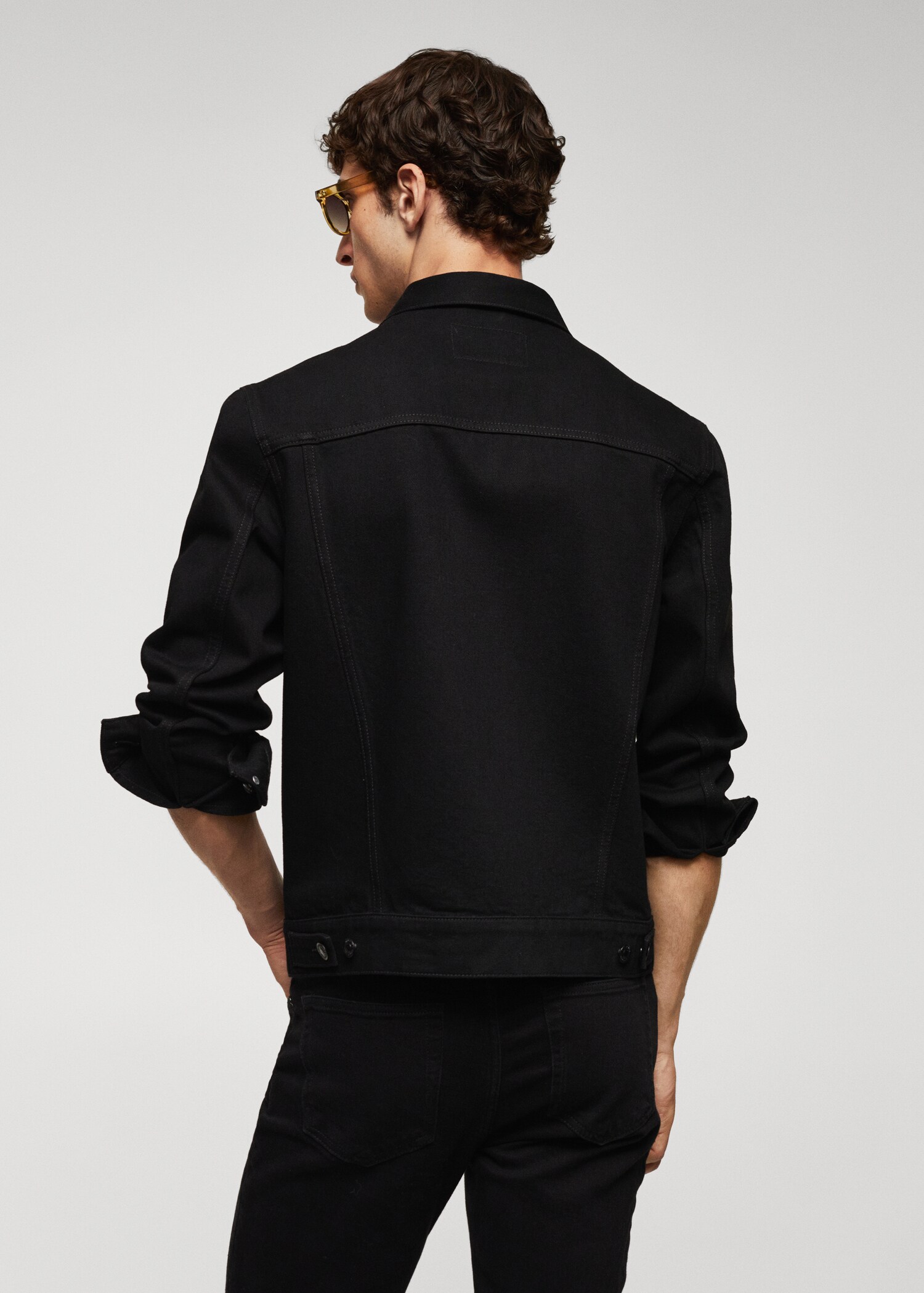 Basic denim jacket - Reverse of the article