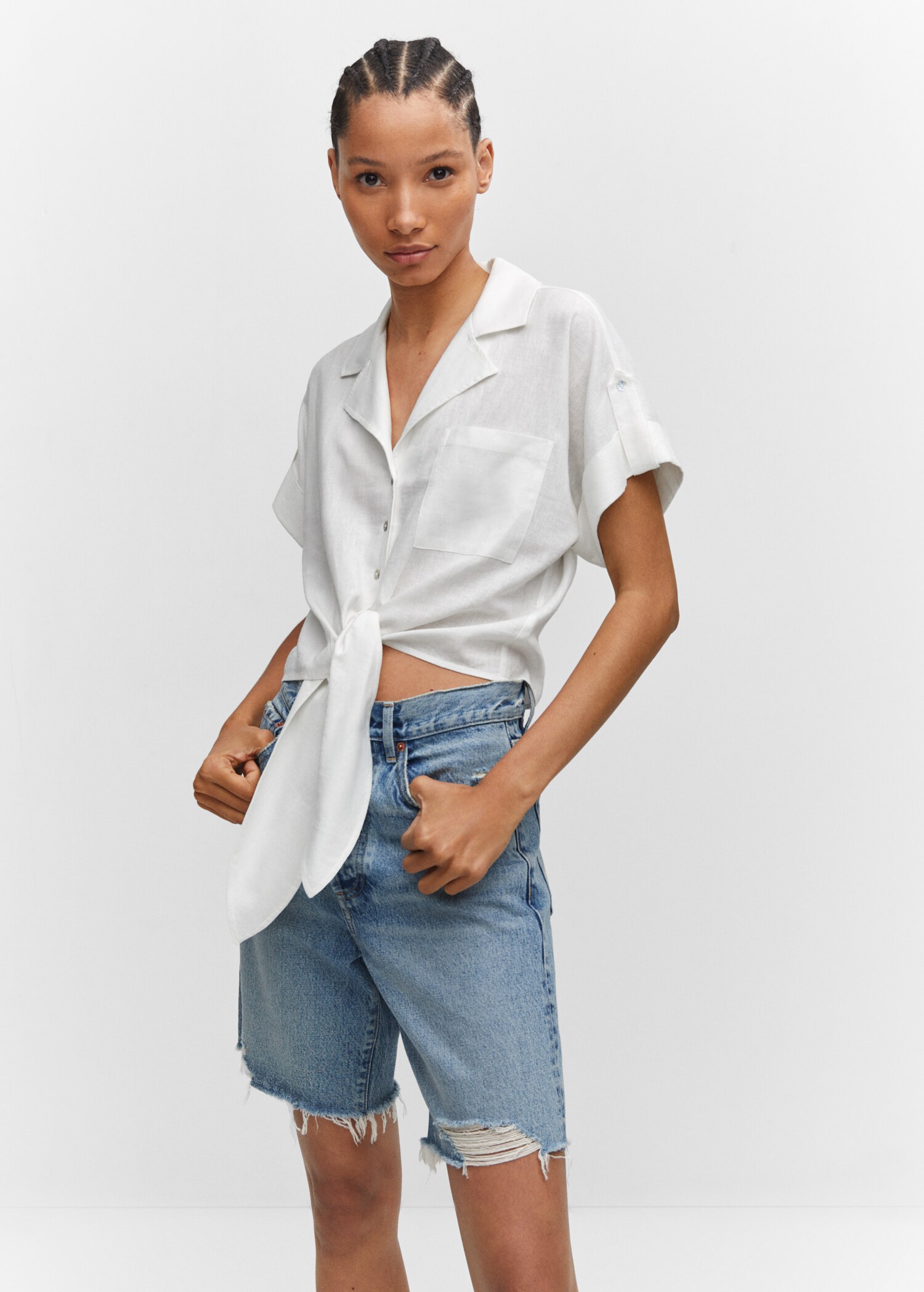 Camisa lino lazo - Plano medio