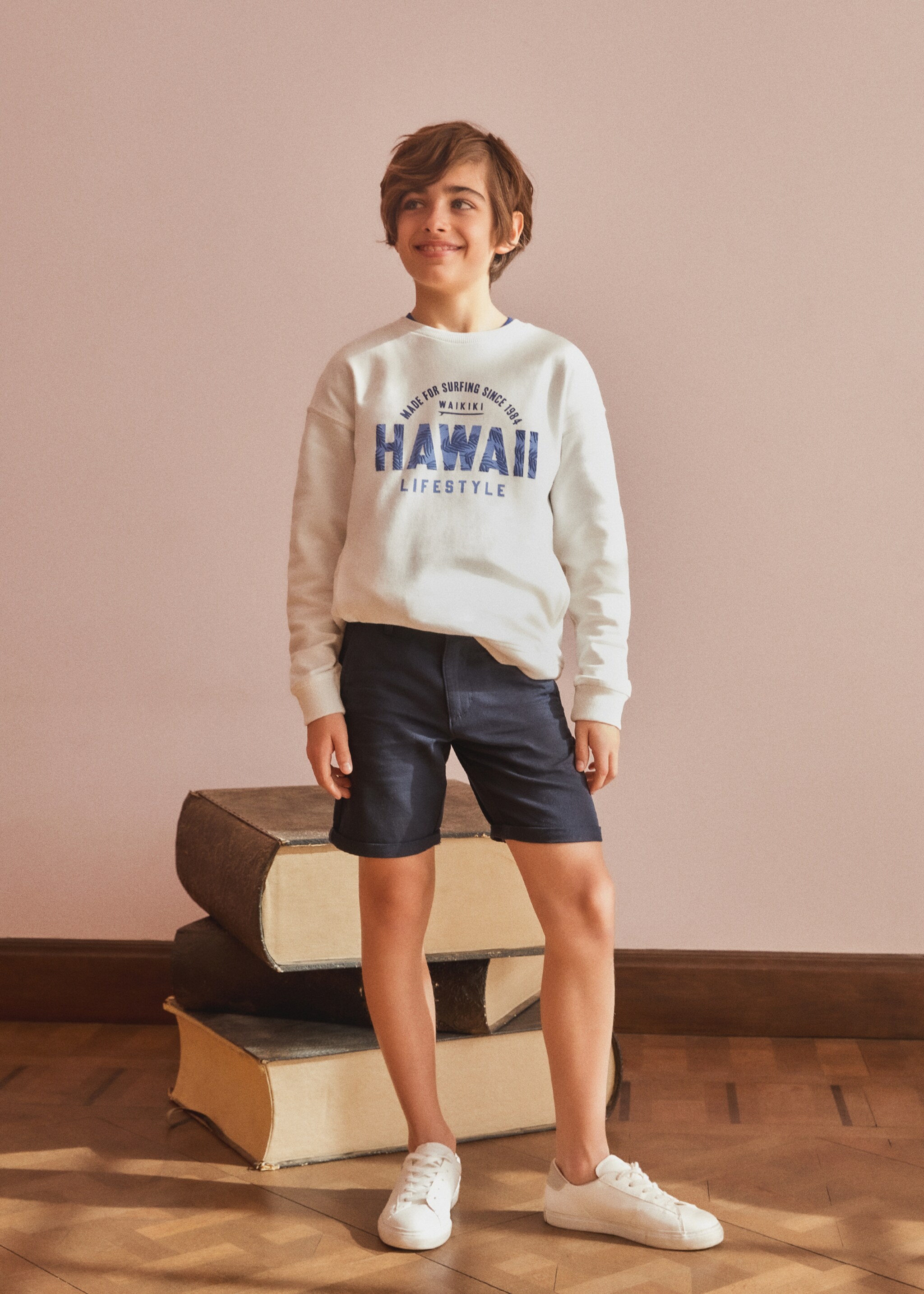 Cotton Bermuda shorts - Details of the article 5, Navy. Ref: 57093267-00.