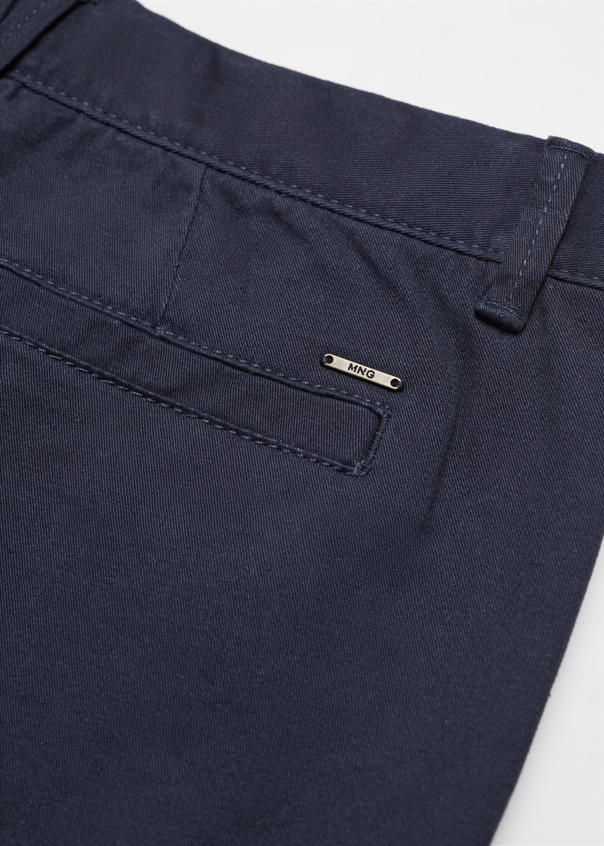 Cotton Bermuda shorts - Details of the article 8, Navy. Ref: 57093267-00.