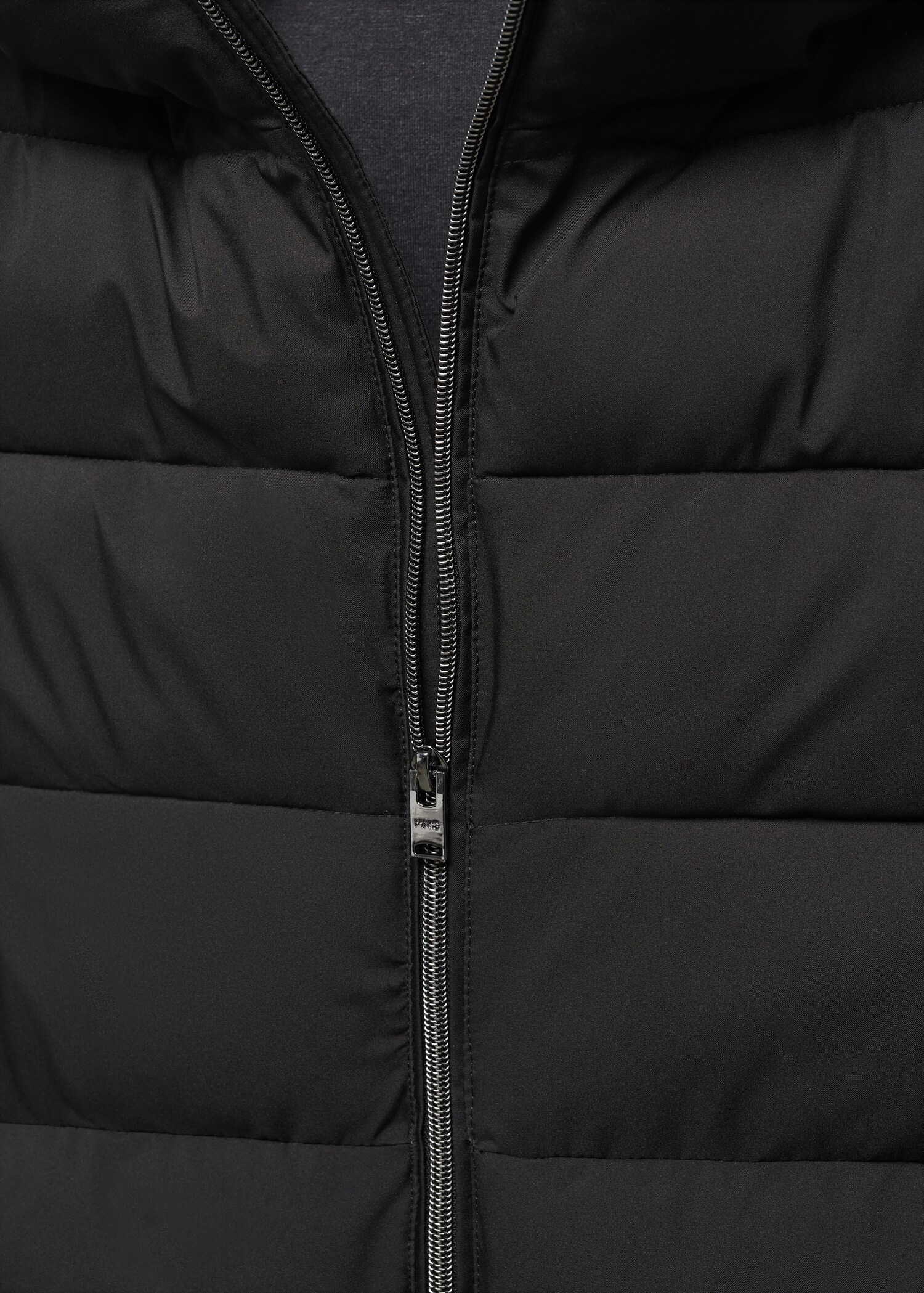 Warmteregulerende, waterdichte bodywarmer - Detail van het artikel 8