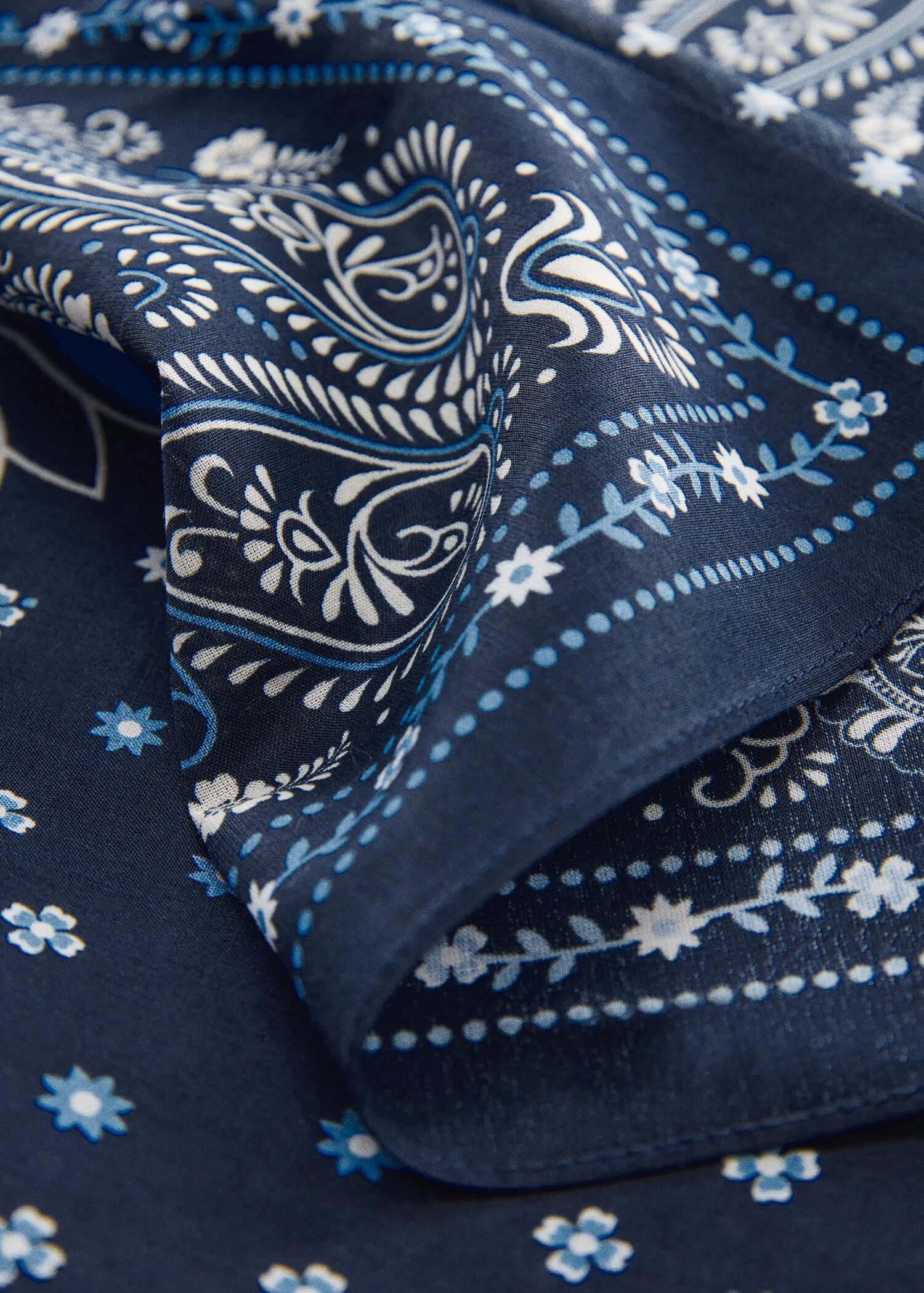 Foulard imprimé coton - Plan moyen