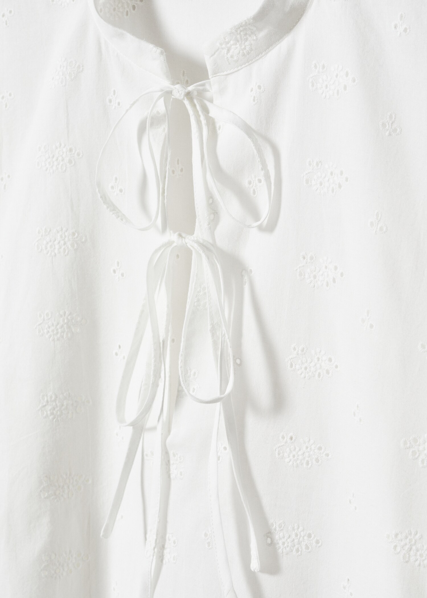 Cotton nightgown with openwork details - Details of the article 8