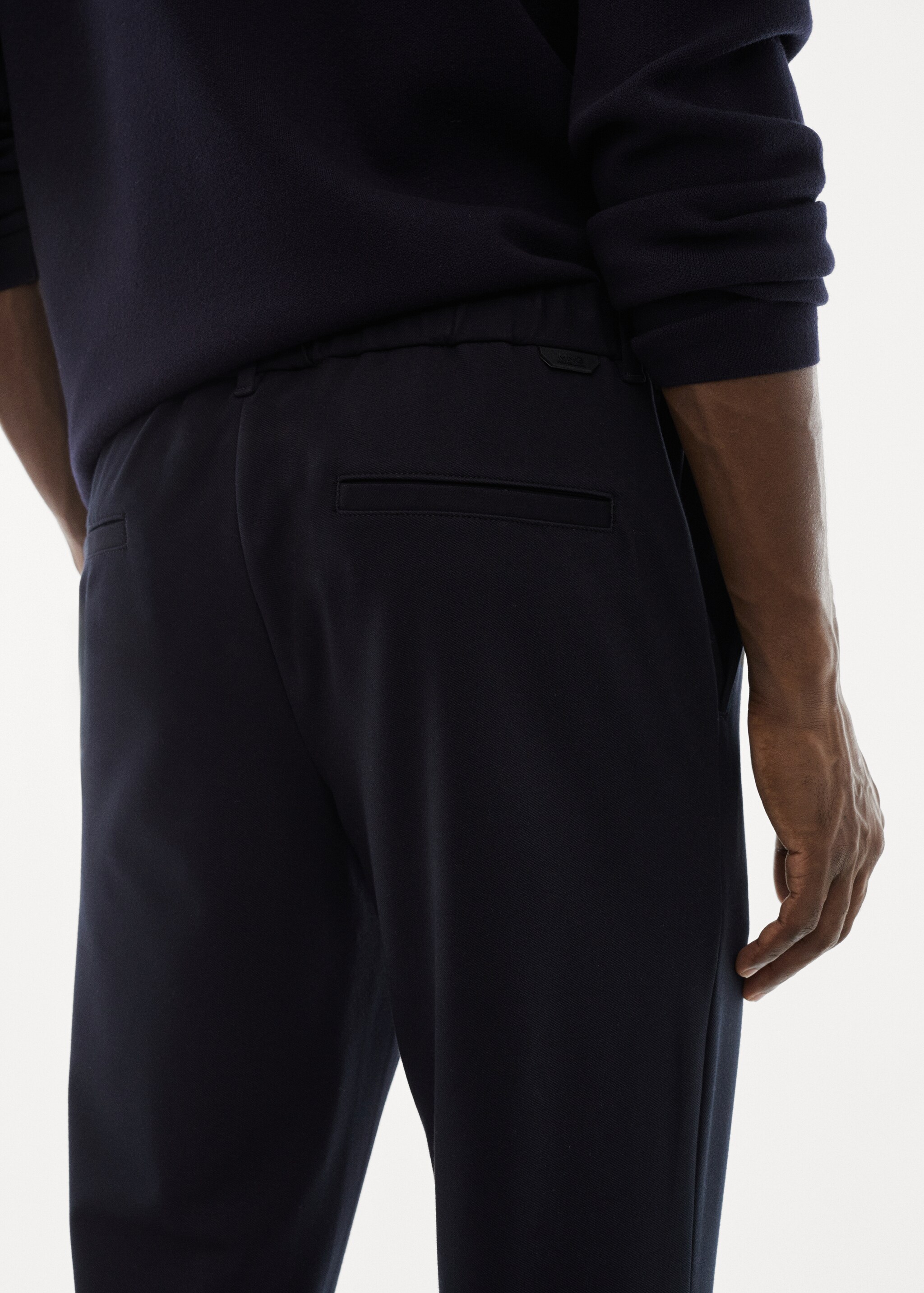 Crease-resistant slim-fit trousers - Details of the article 4