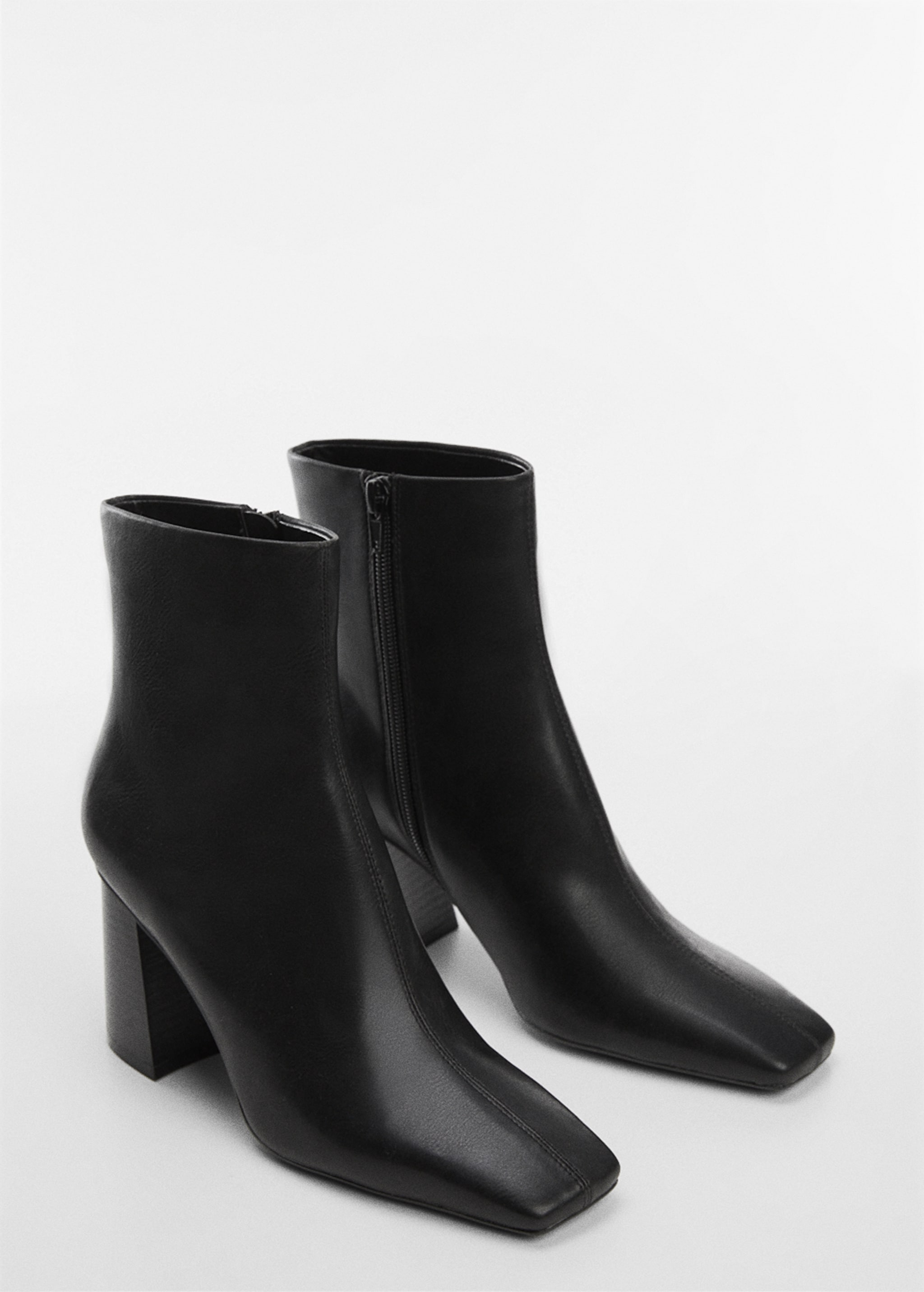 Ankle boots with square toe heel - Medium plane