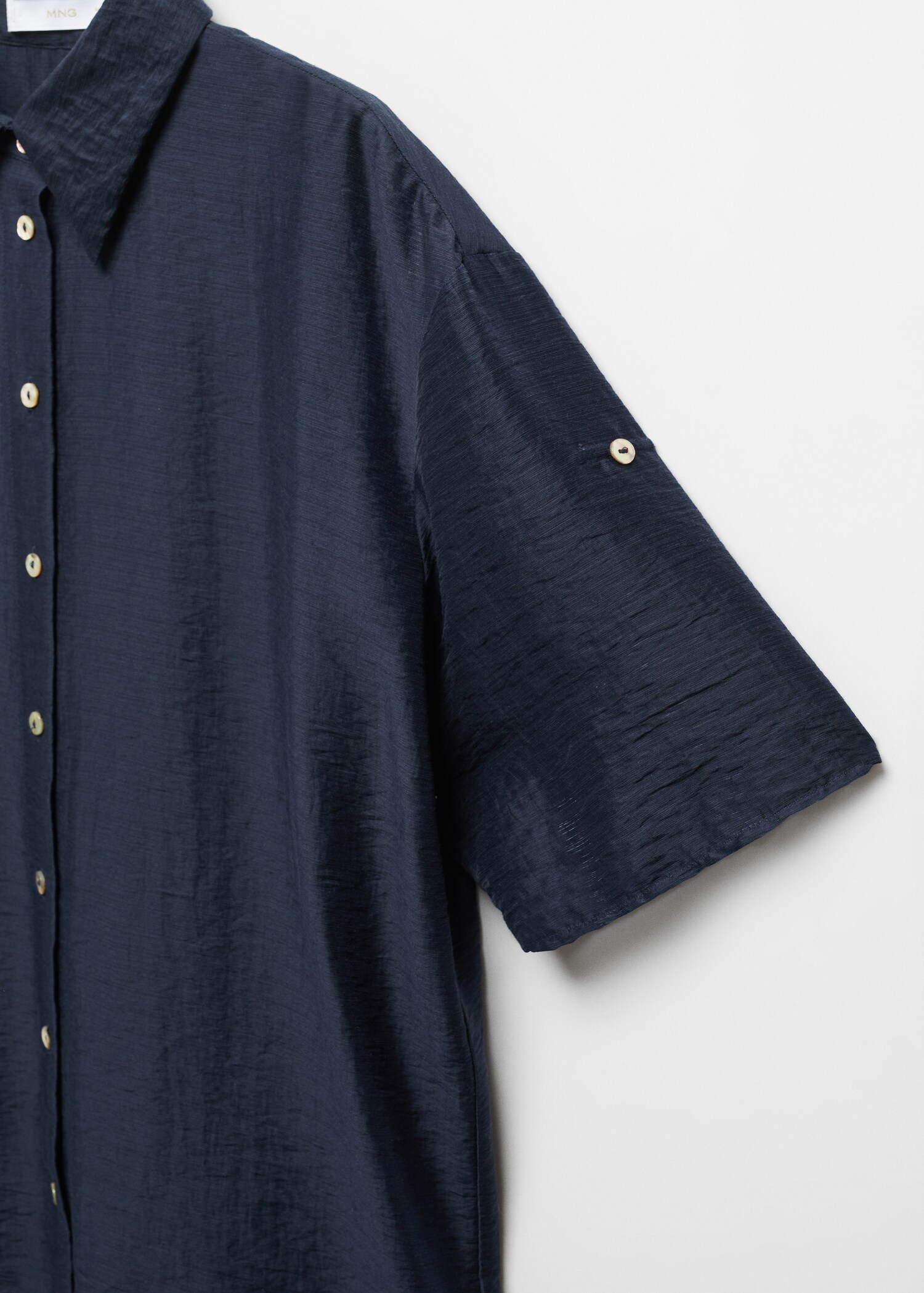 Satin buttoned shirt - Details of the article 8