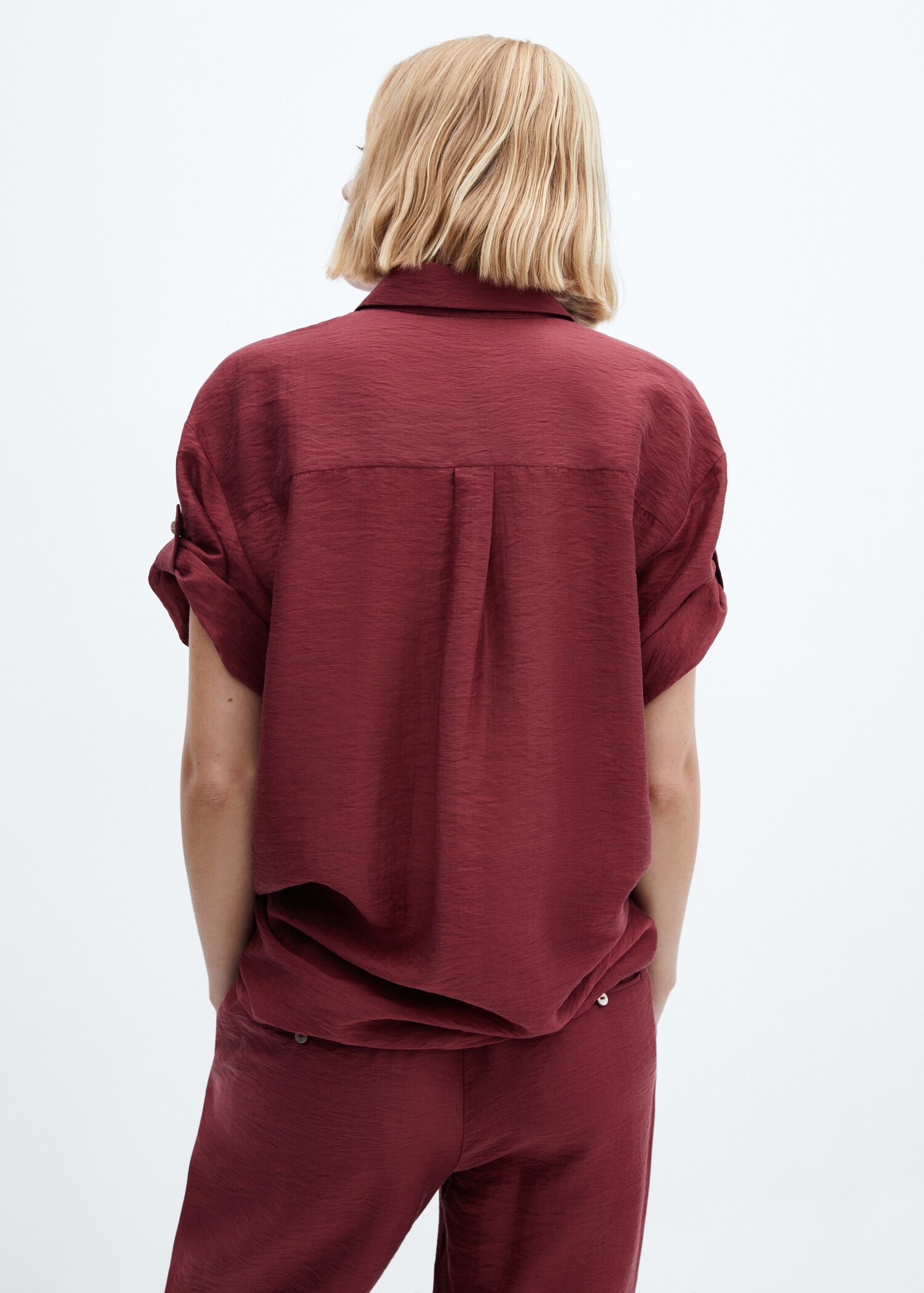 Satin buttoned shirt - Reverse of the article