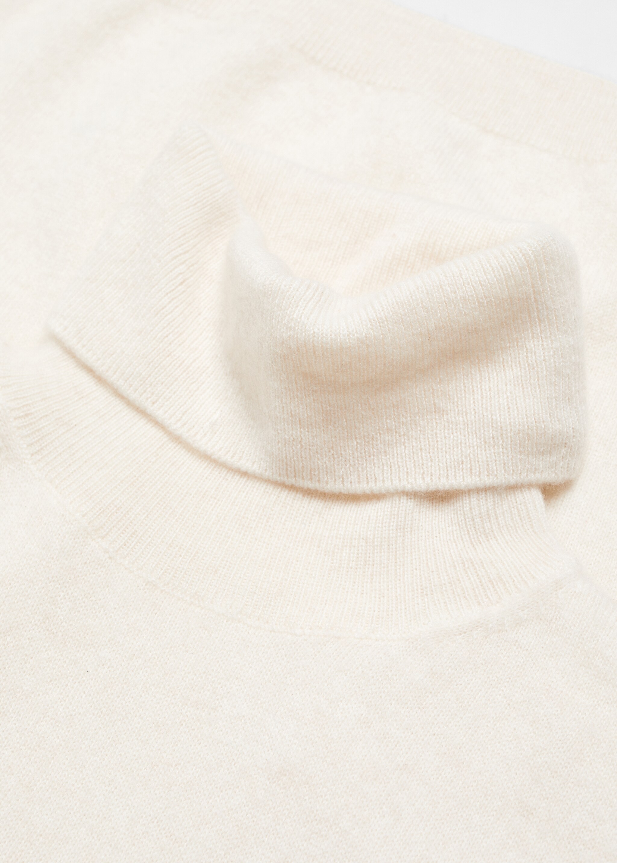 Turtleneck cashmere top - Details of the article 8