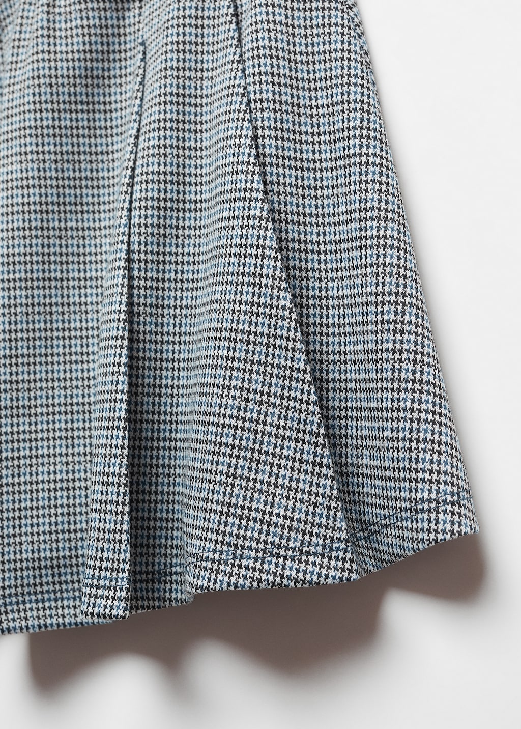 Houndstooth skirt