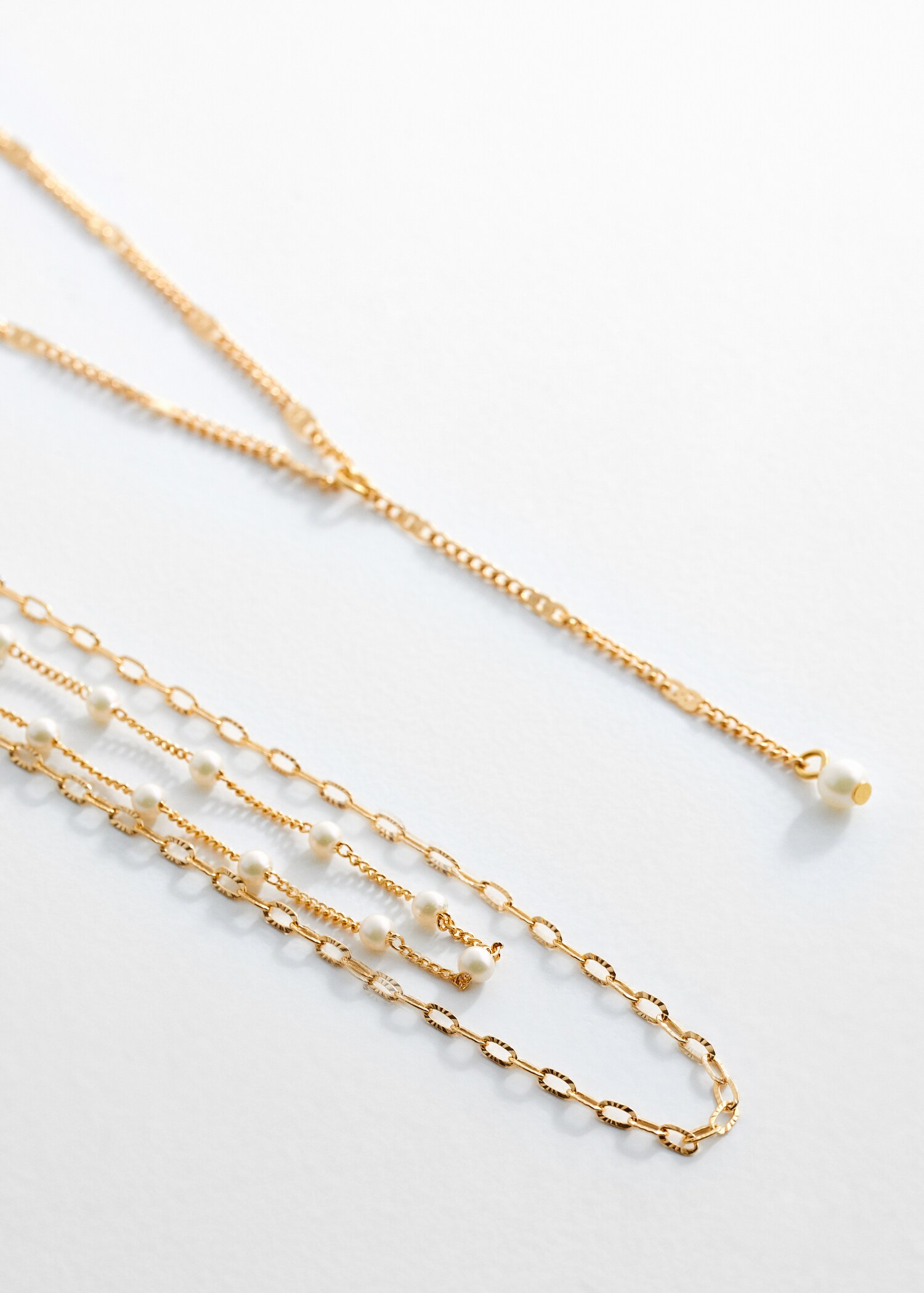 Kalung panjang triple - Tampilan Sedang