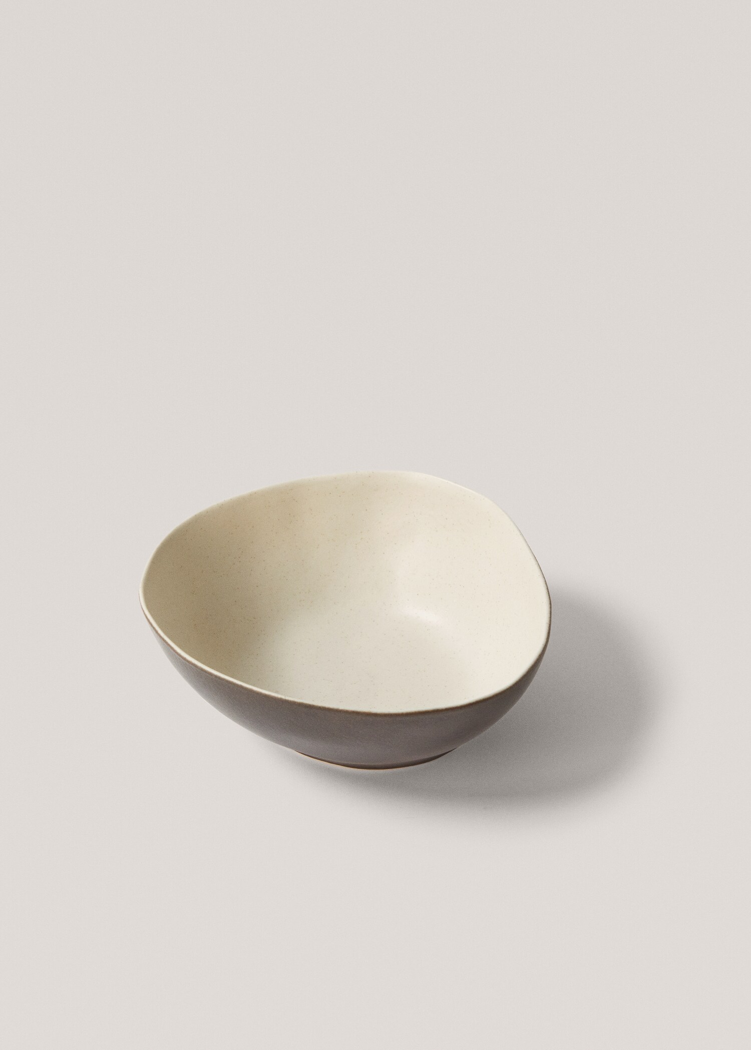 Stoneware bowl - Details of the article 1