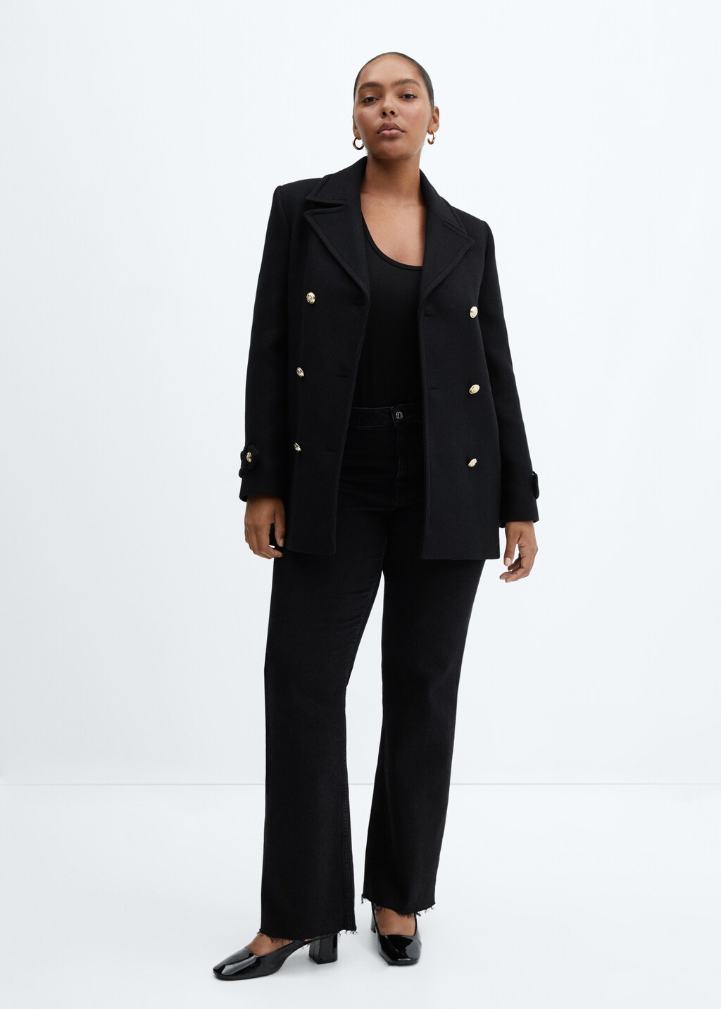 スペイン発送 MANGO 宝石ボタン付きの襟付きジャケット 今季新作 Buy Mango Jacket With Jewel-Button Strip Collar 2025 Online