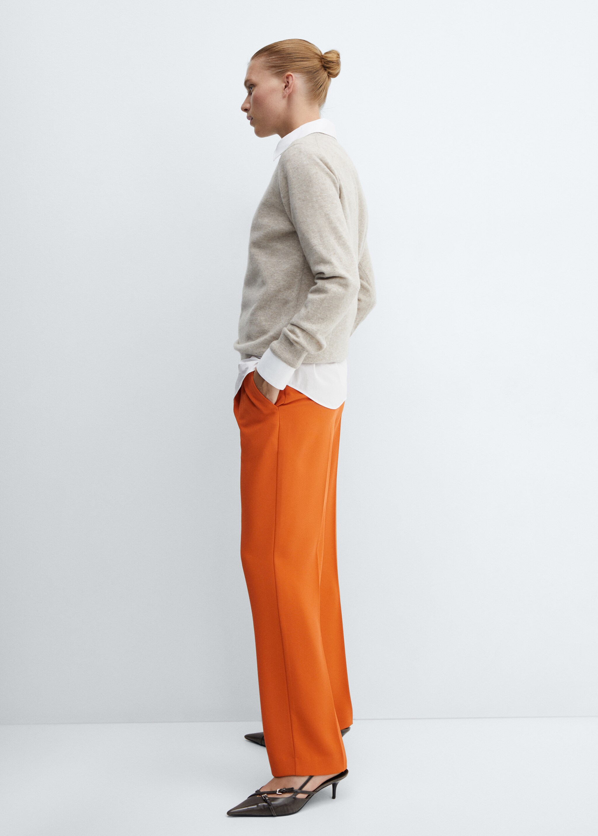 Pleat straight trousers - Details of the article 2