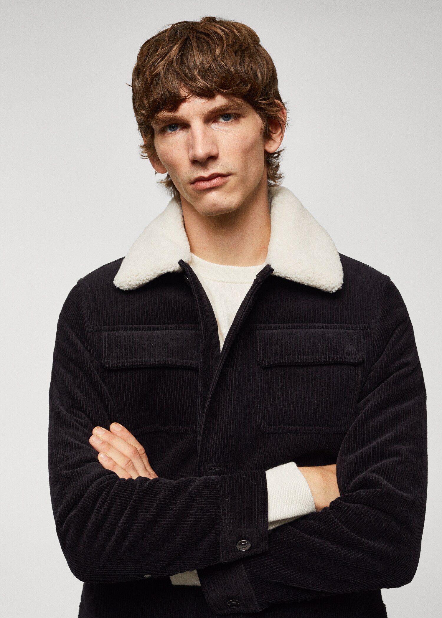 Corduroy jacket with shearling-effect lining - Details of the article 1