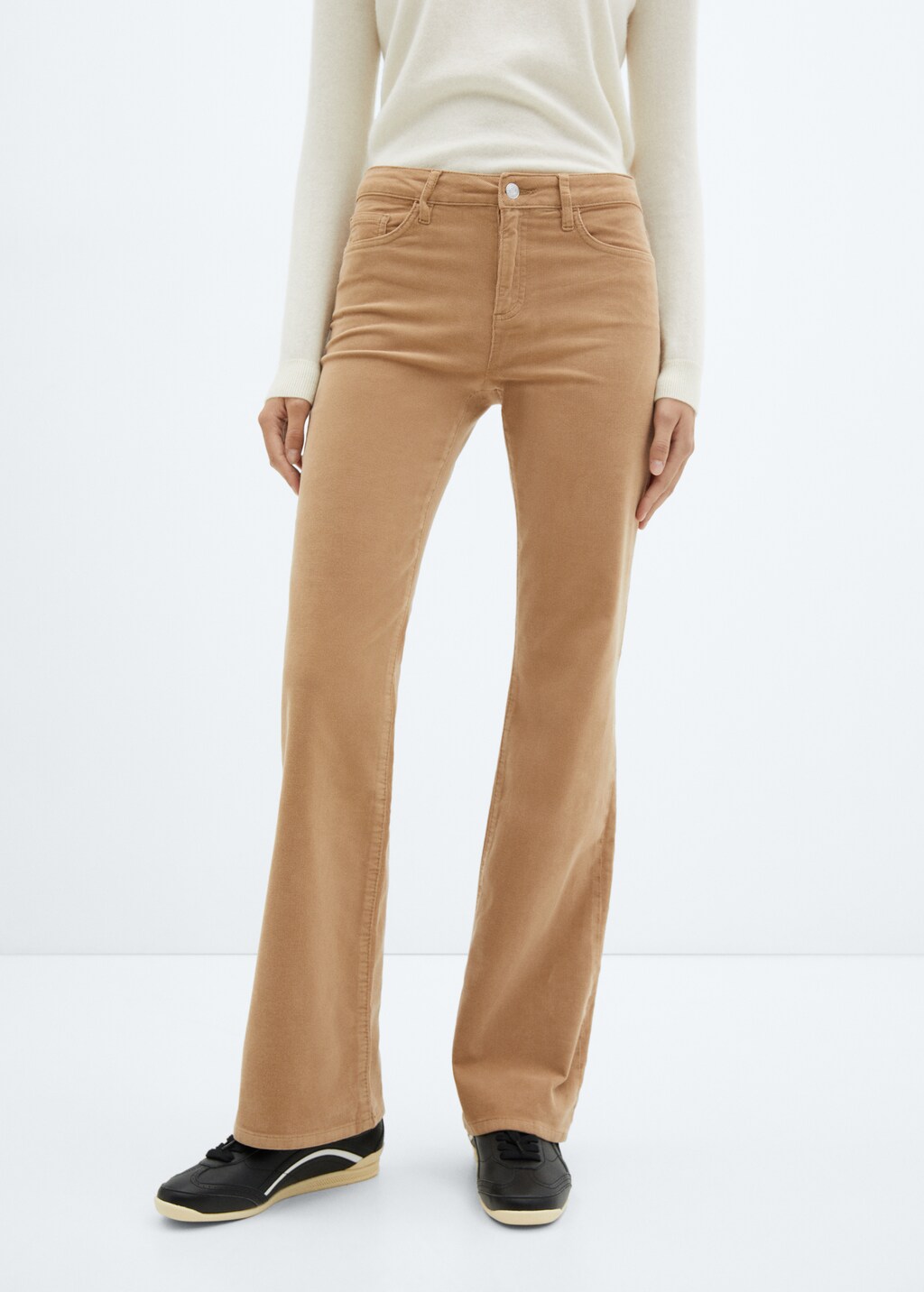 Mid-rise corduroy flared trousers - Women | MANGO Niger