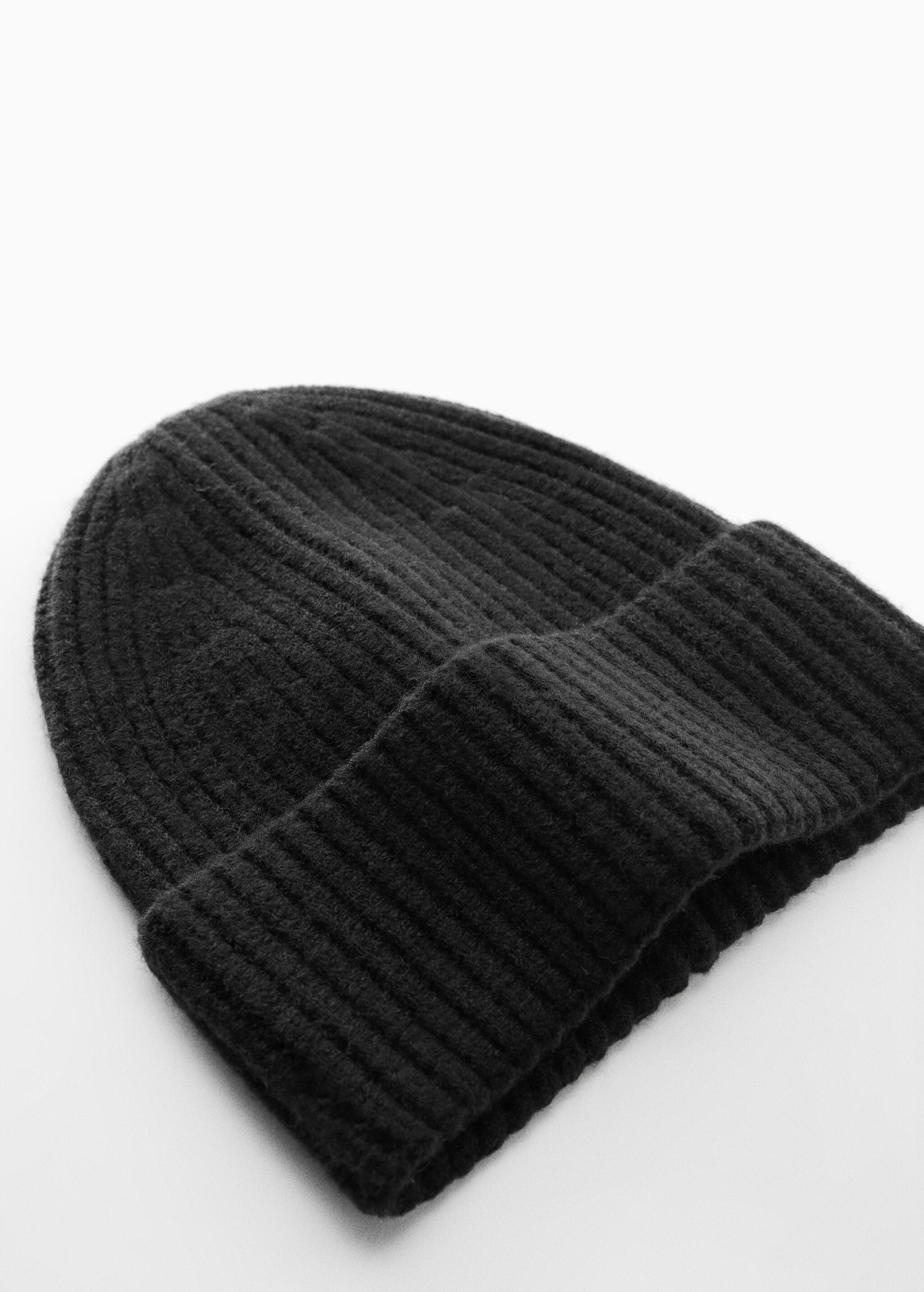 Yün karışımlı triko şapka - Orta plan
