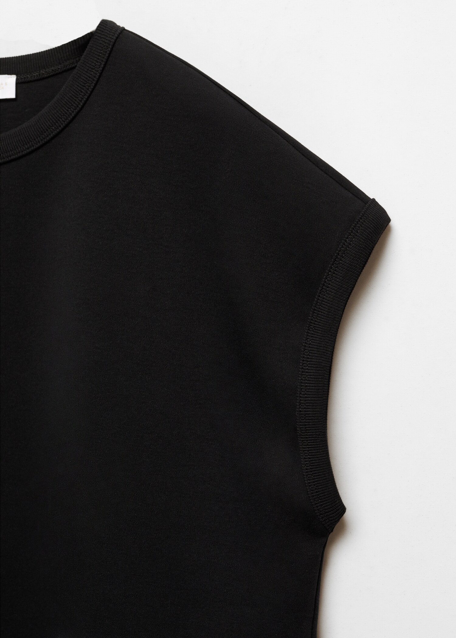 Cotton sleeveless t-shirt - Details of the article 8