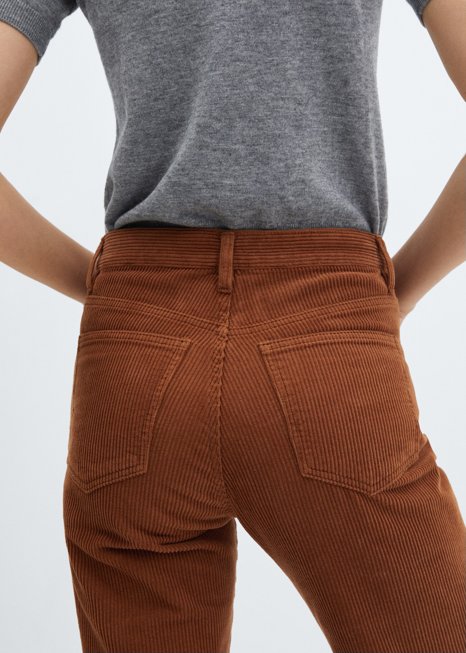 Pantalon droit taille normale velours côtelé - Détail de l'article 4