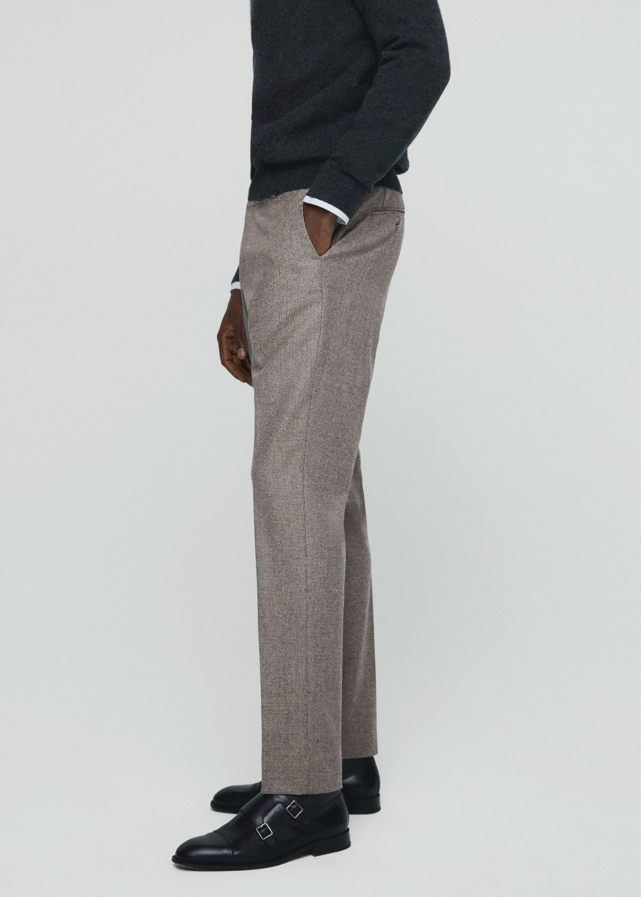 100% virgin wool micro-houndstooth trousers - Details of the article 2