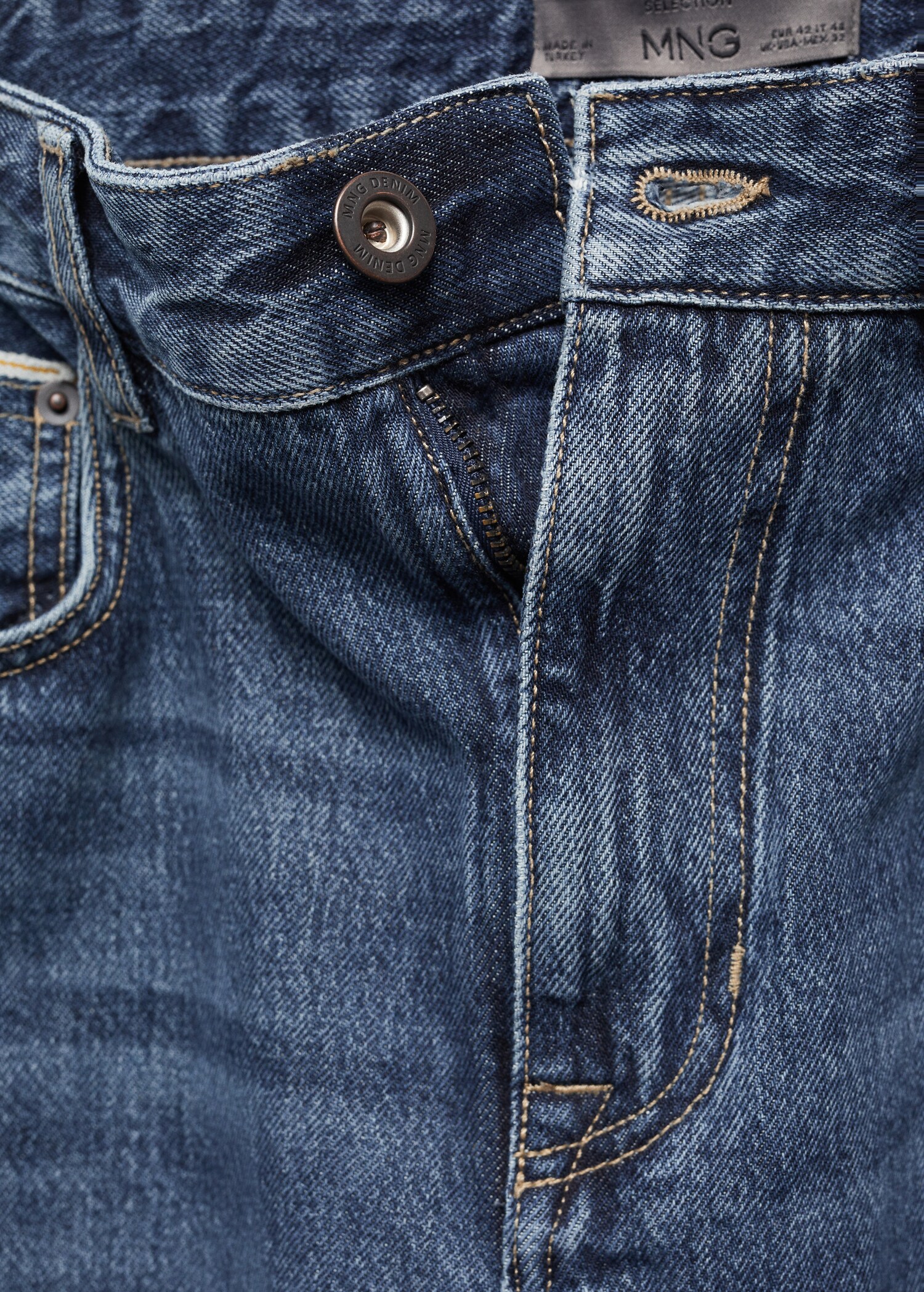 Loose-fit selvedge jeans  - Details of the article 8