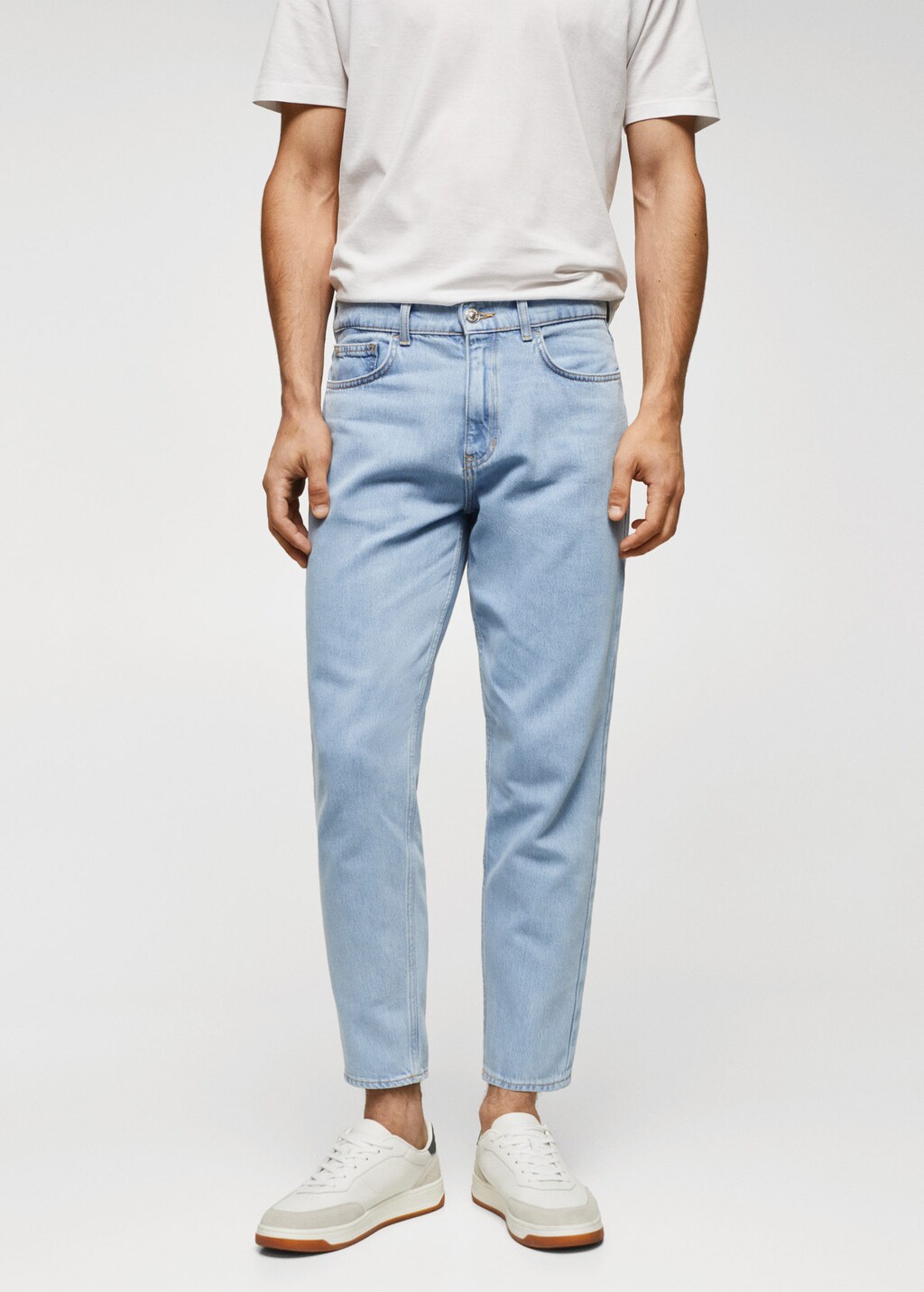Lightweight boyfriend on sale jeans