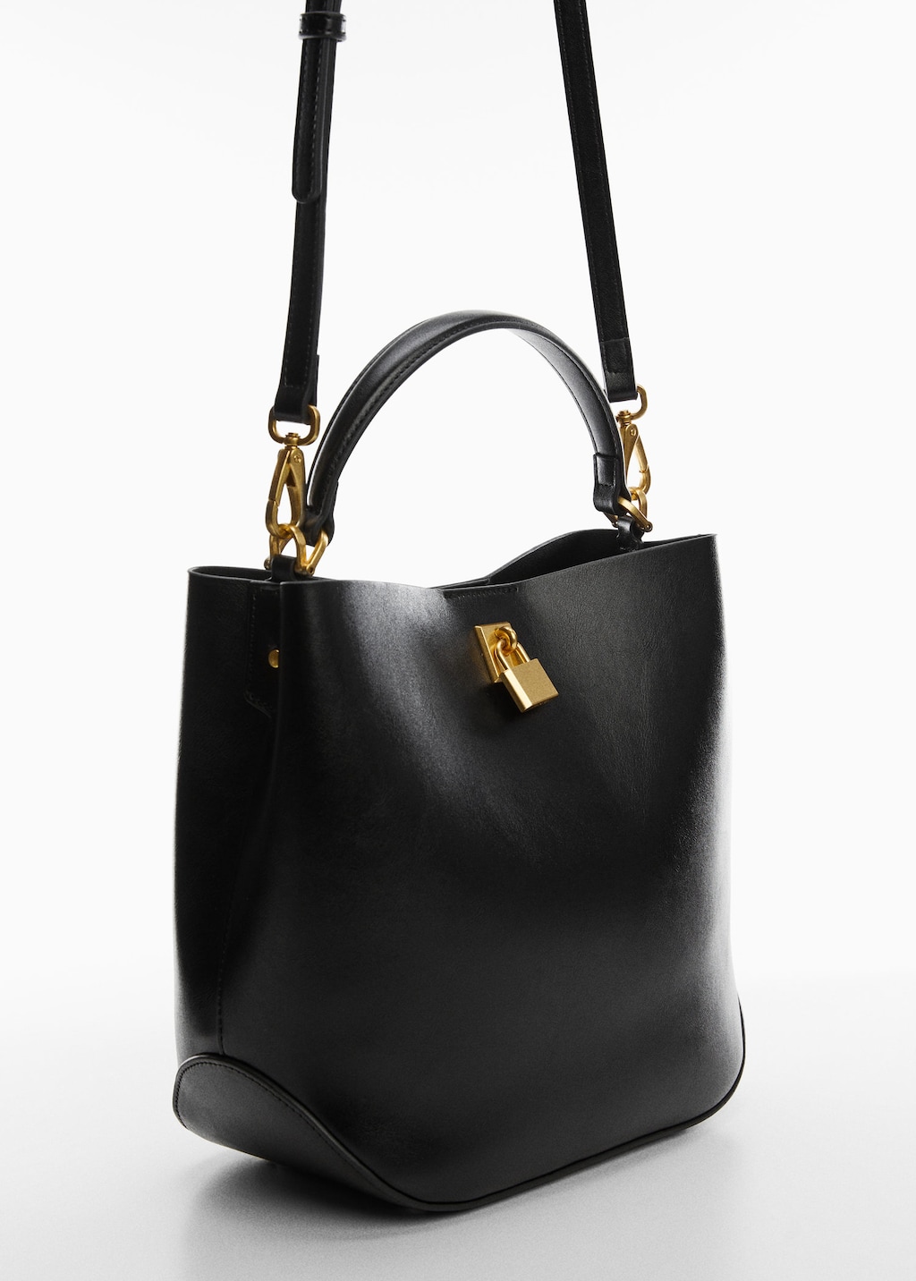 Charles & keith wavy strap handbag hotsell