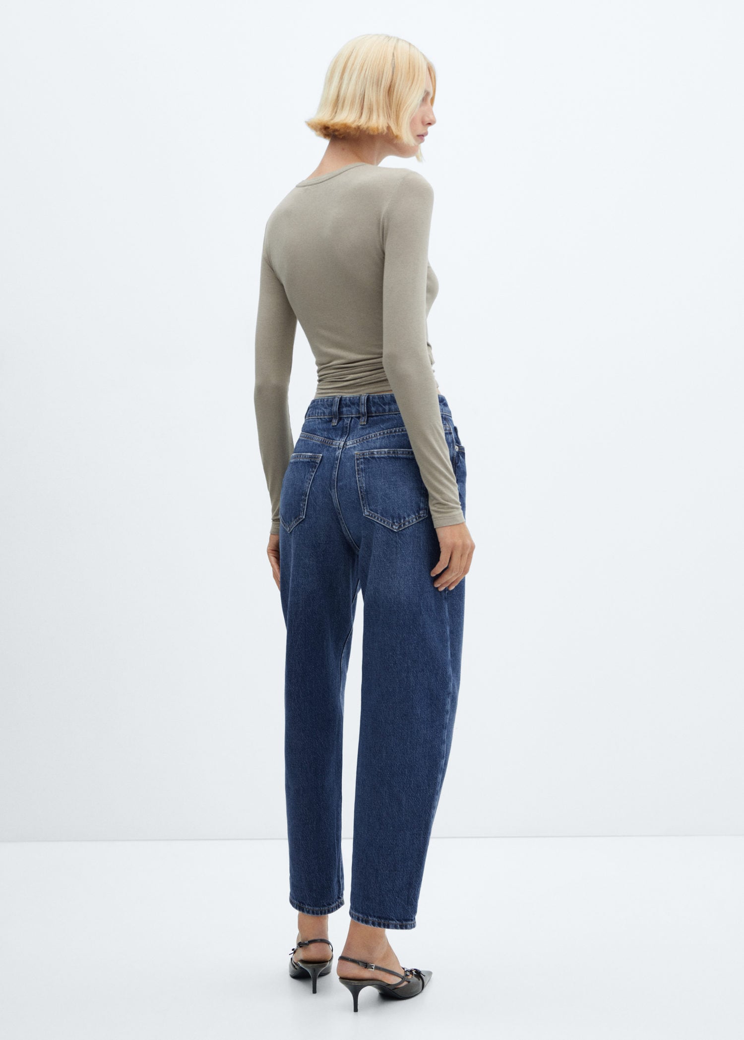 High-waist slouchy jeans | MANGO