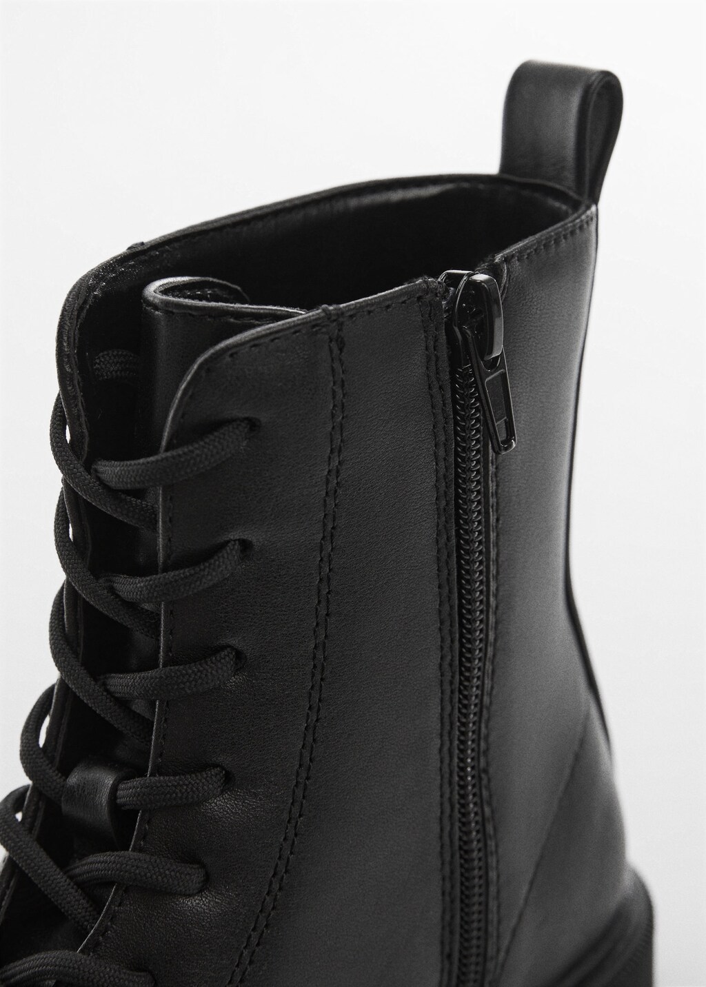 Bota piel 2025 cordones mango