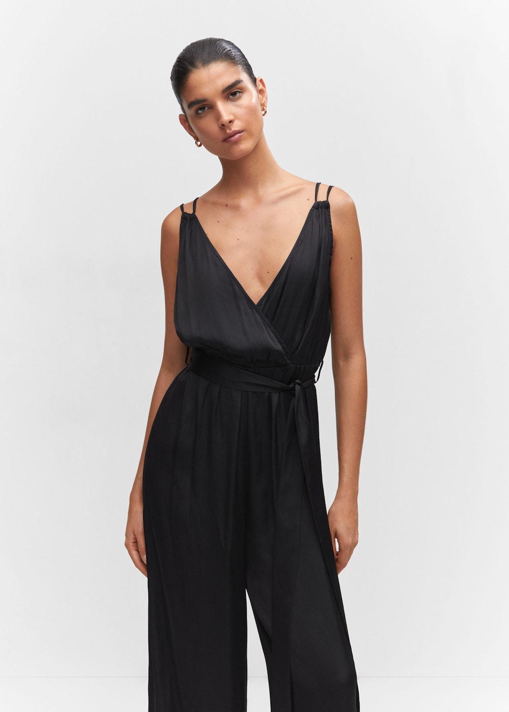 Satin pleated jumpsuit | MANGO