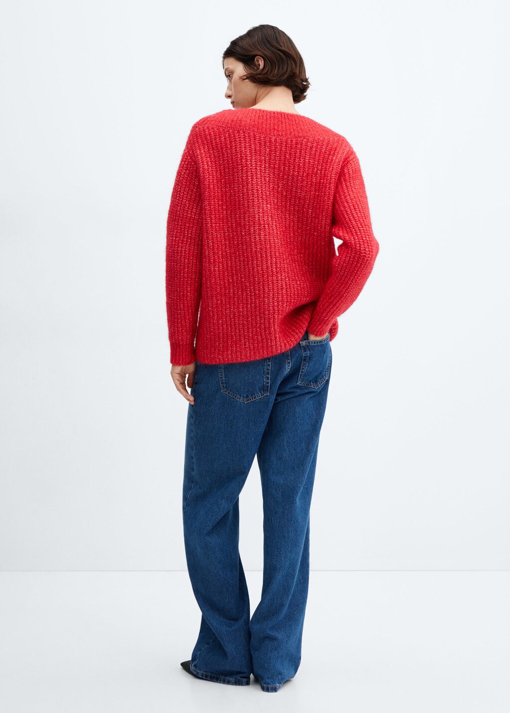 Chunky knit V neck sweater MANGO