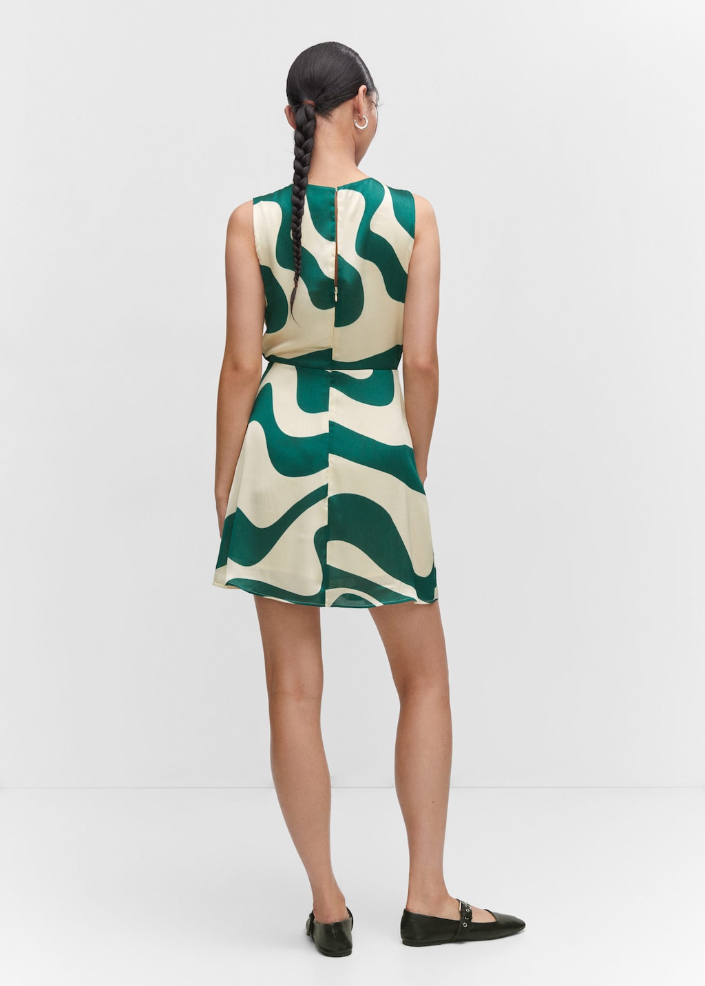 Printed dress with pleated details